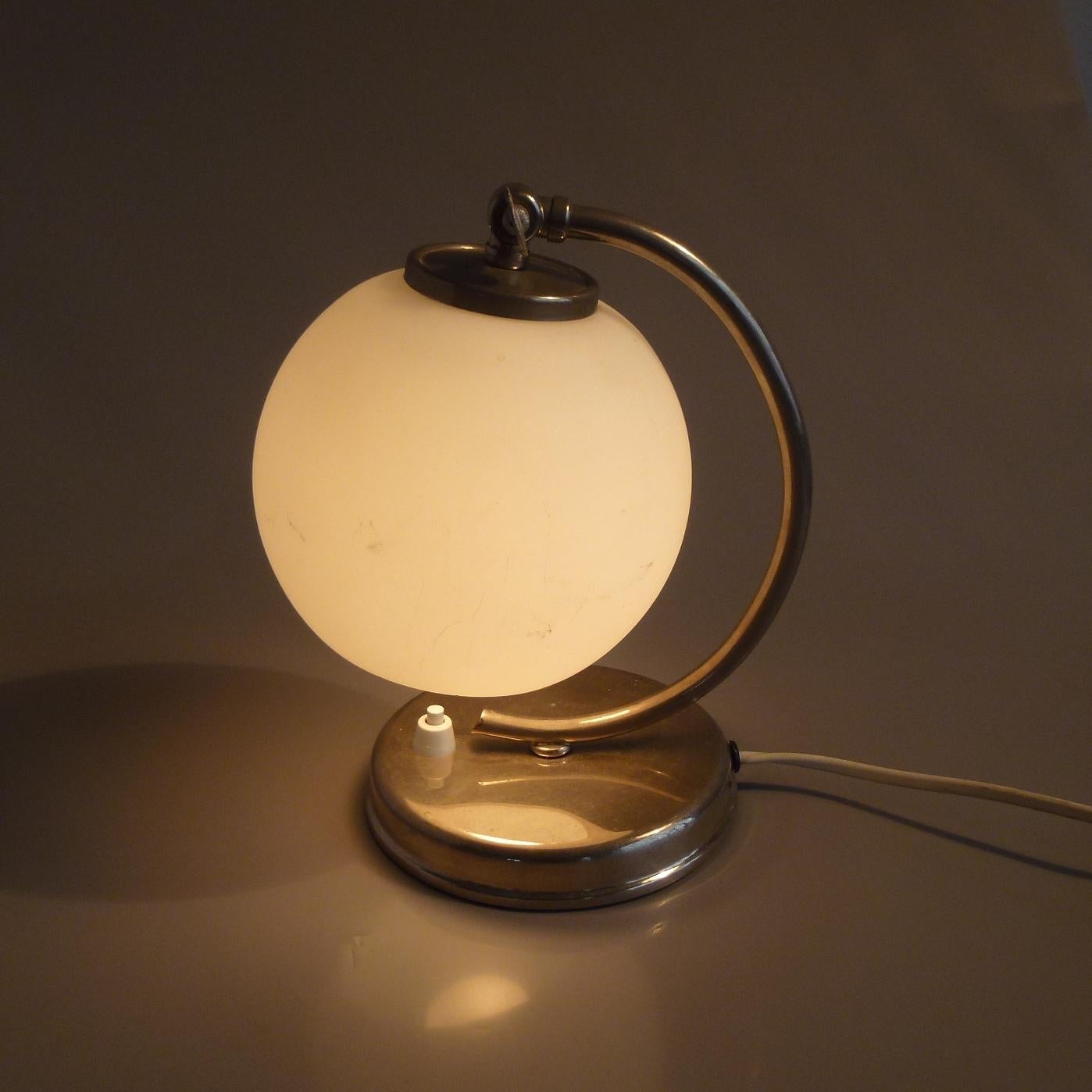 Art Deco Nickel-Plated Table Lamp, Austria, 1930s (Österreichisch) im Angebot