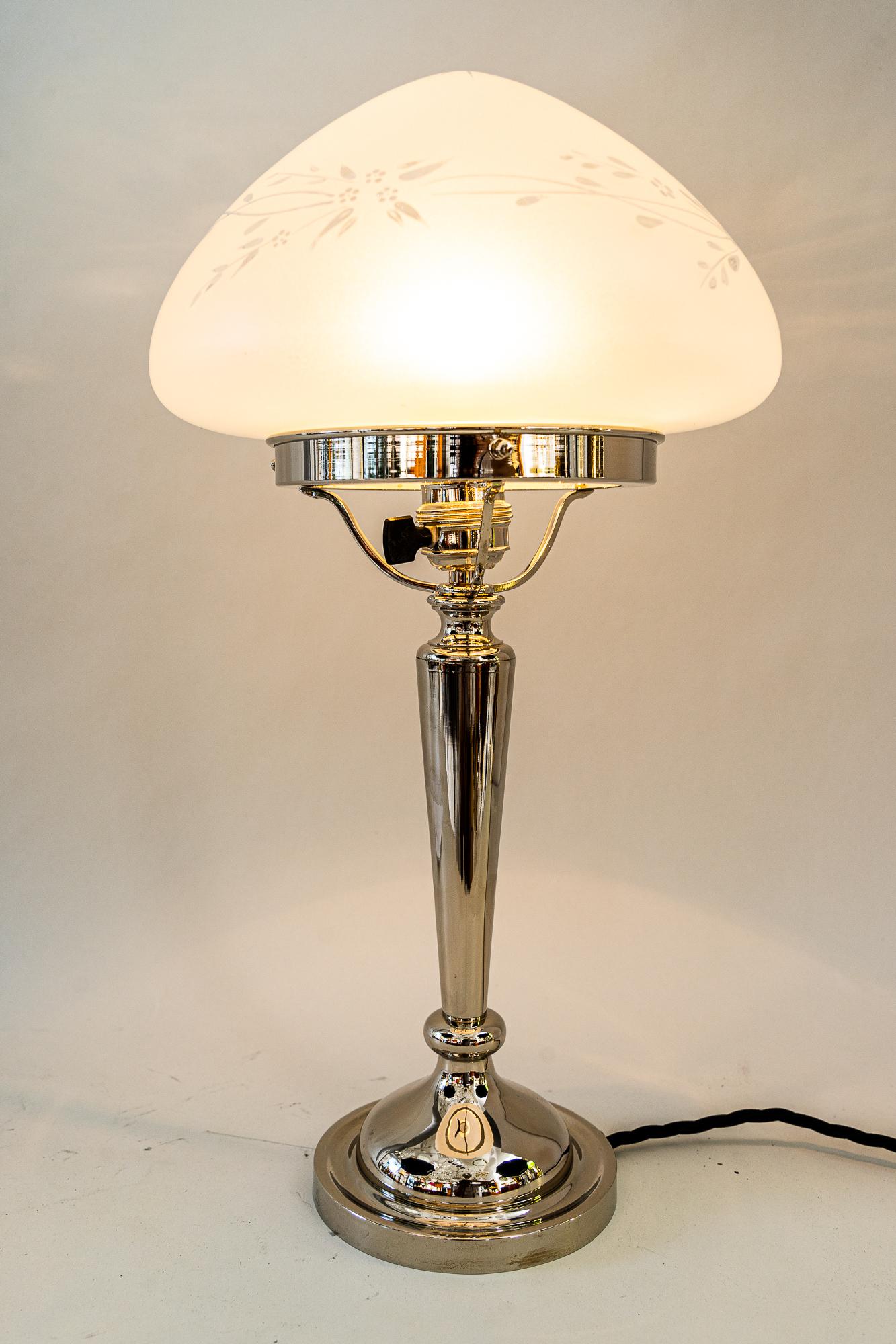 Art Deco Nickel-Plated Table Lamp Vienna Around 1920 For Sale 4