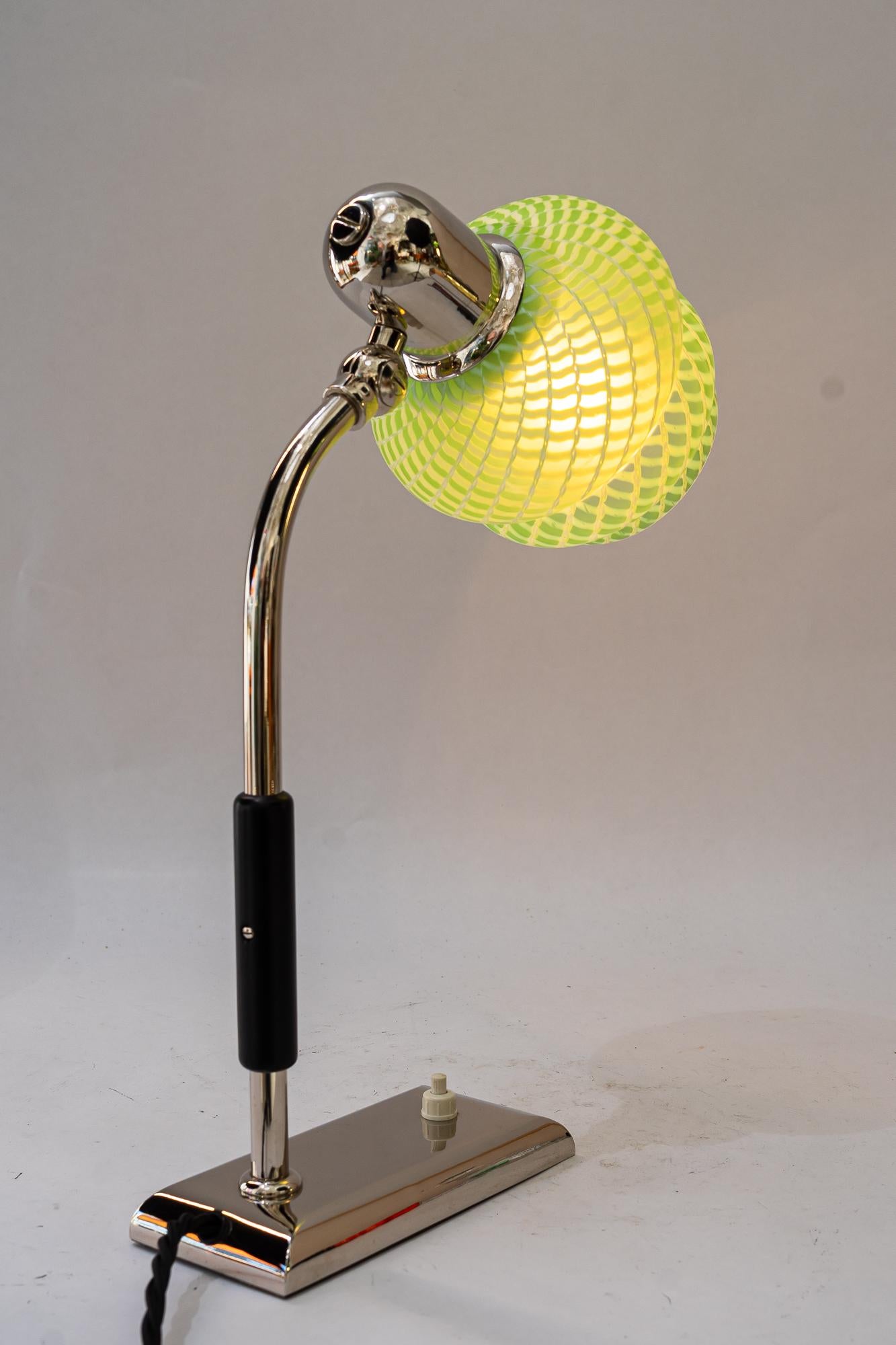 Art Deco nickel - plated table lamp with orig. antique glass shade vienna 1920s For Sale 6