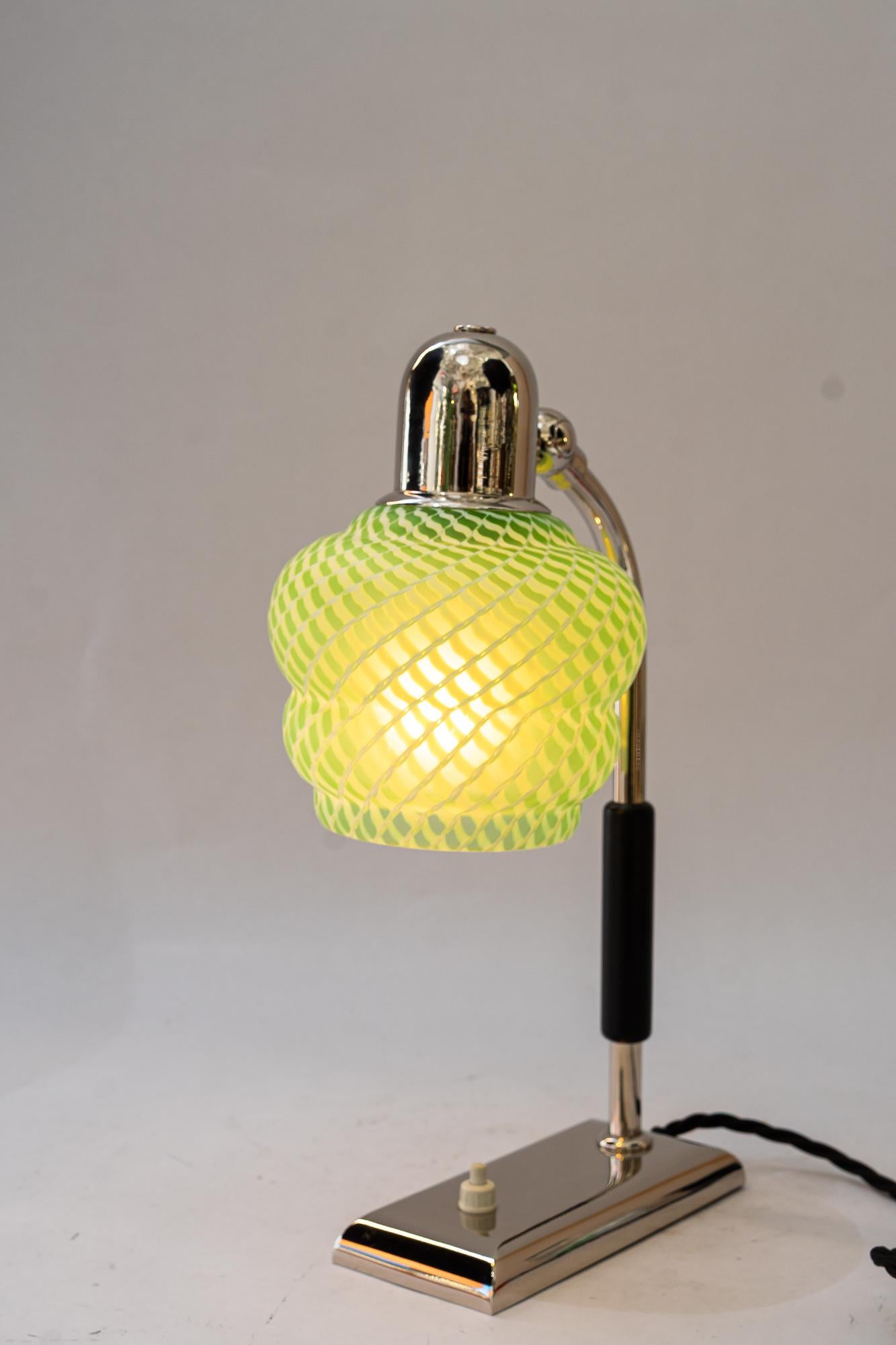 Art Deco nickel - plated table lamp with orig. antique glass shade vienna 1920s For Sale 10