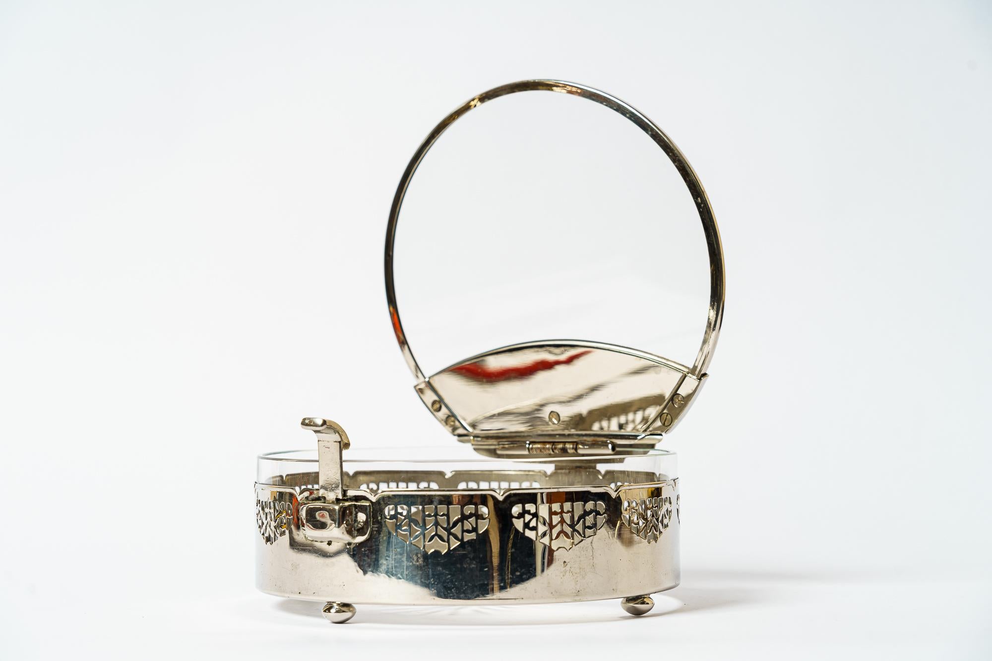 Art Deco Nickel- Plated with Cut Glass Centerpiece Vienna Around, 1920s For Sale 4