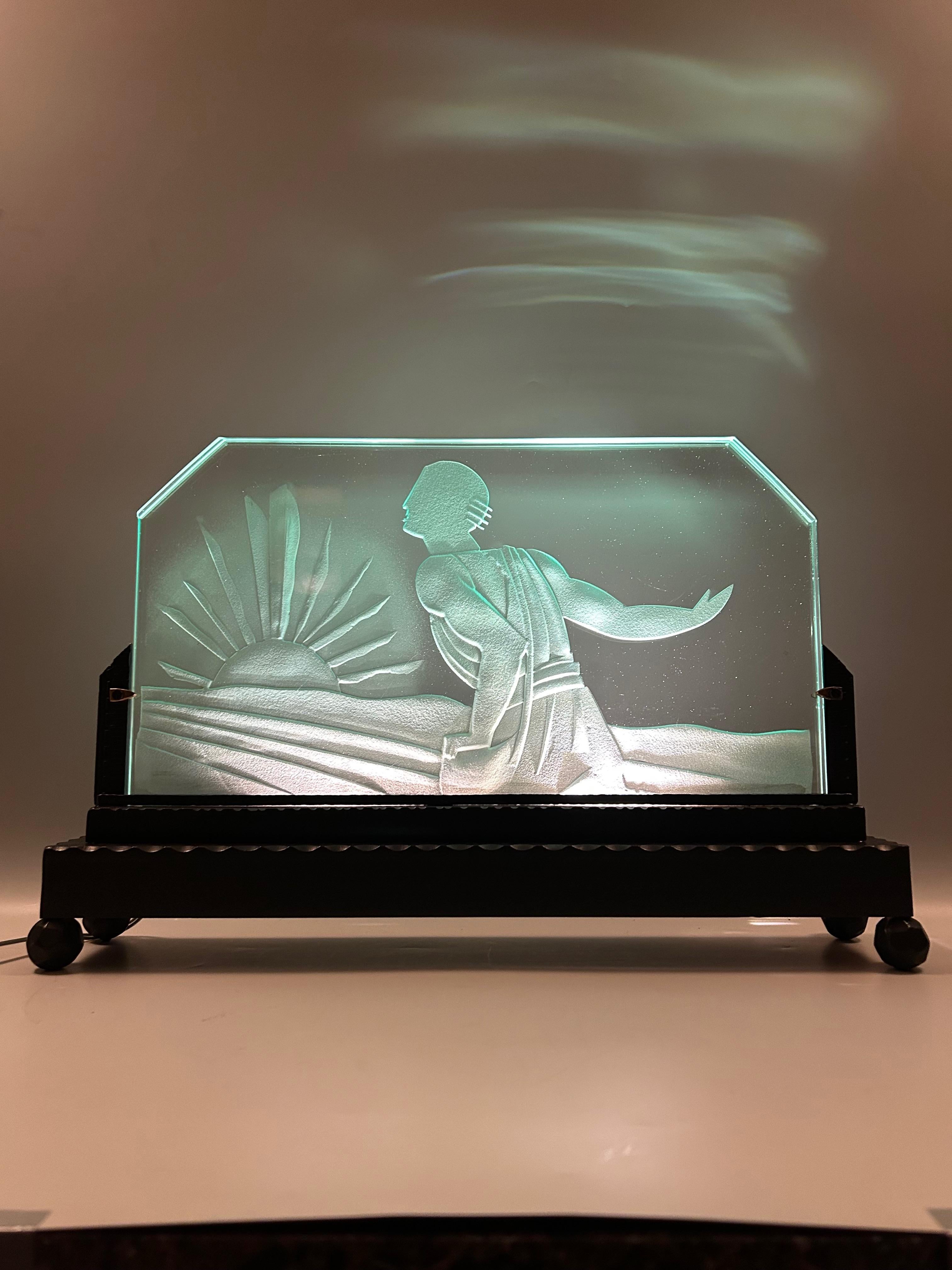 Français Lampe de nuit Art déco dans le style de Hettier & Vincent en vente