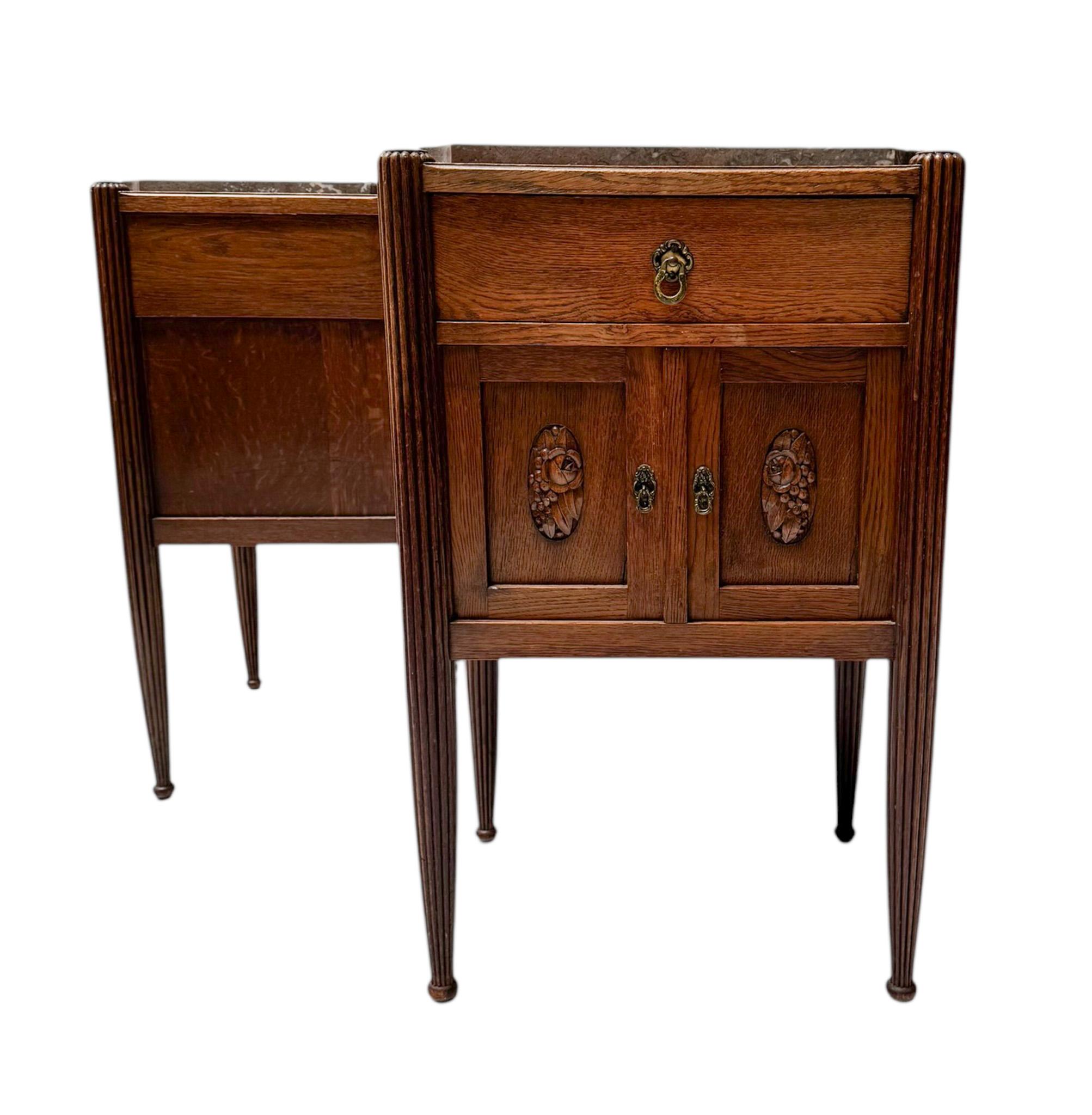 Comodini o comodini Art Déco con piani in marmo, anni '30 in vendita 11