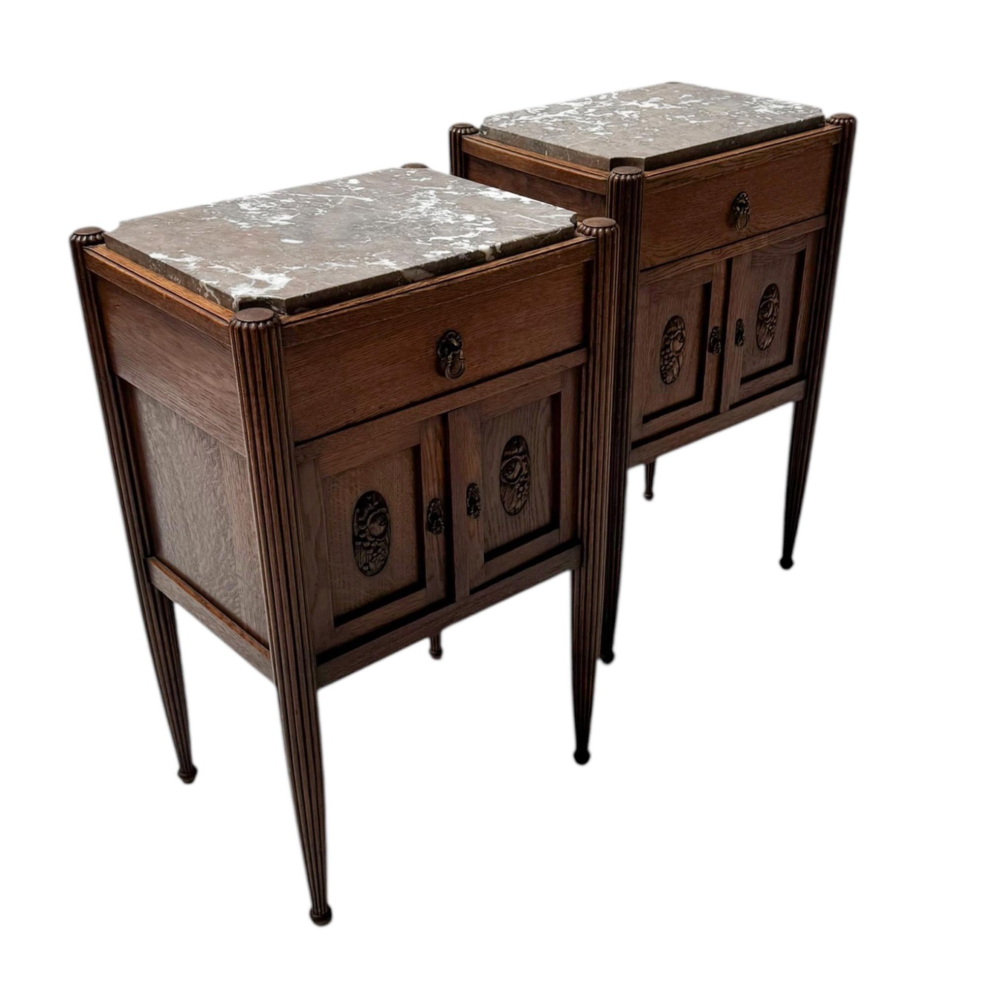 Comodini o comodini Art Déco con piani in marmo, anni '30 in vendita 2