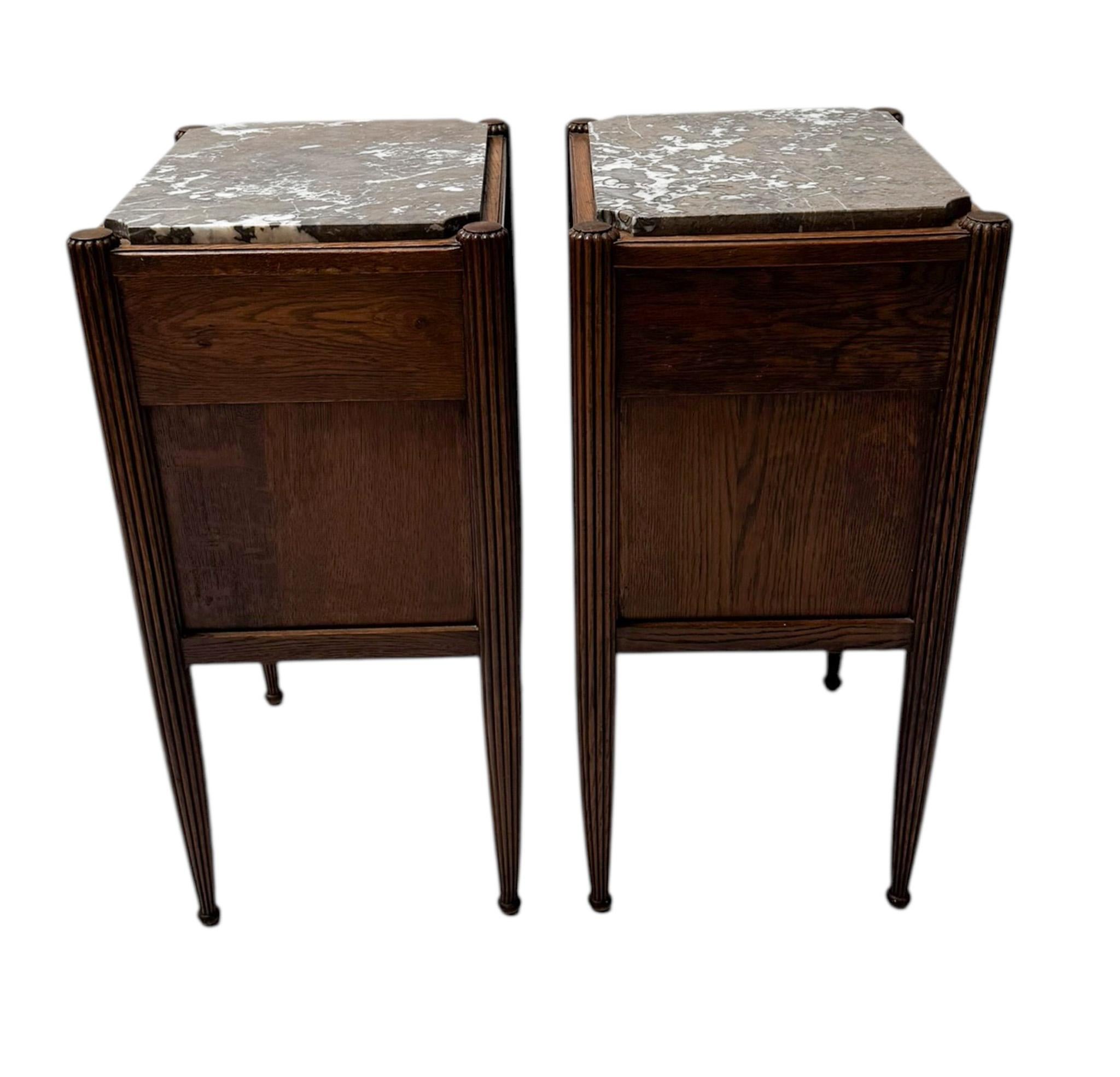 Comodini o comodini Art Déco con piani in marmo, anni '30 in vendita 3