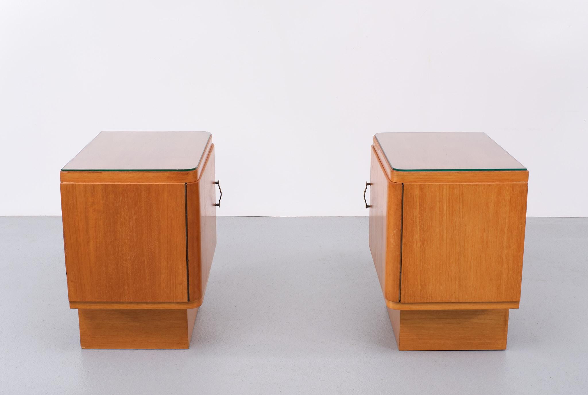 Art Deco Night Stands  Satinwood Holland 1930s  For Sale 2