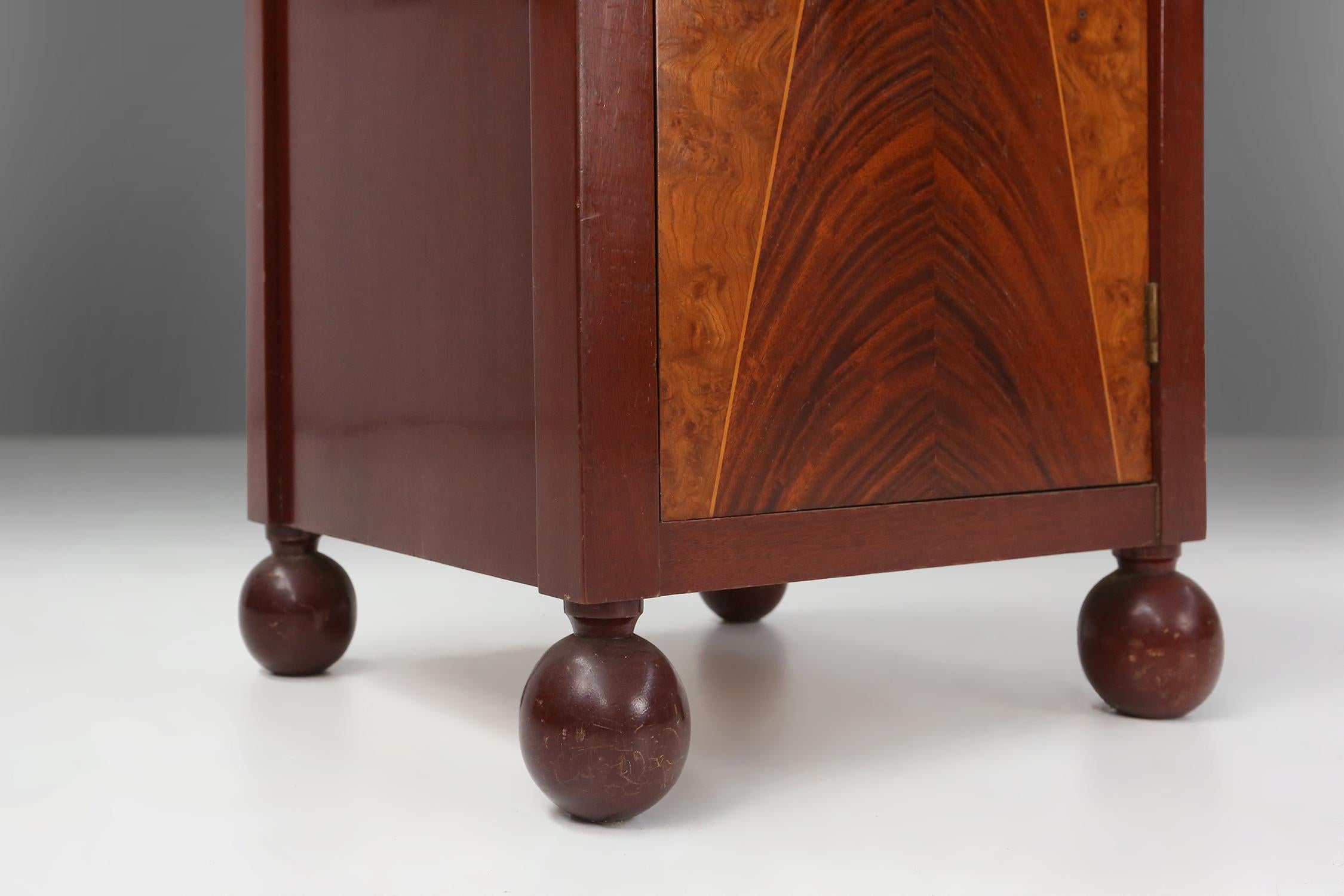 Art Deco nightstand with geometrical wooden inlay and marble top, France, 1930s 4