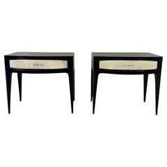 Art Deco Nightstands in Parchment and Black Lacquer, 40s, Attr. Paolo Buffa