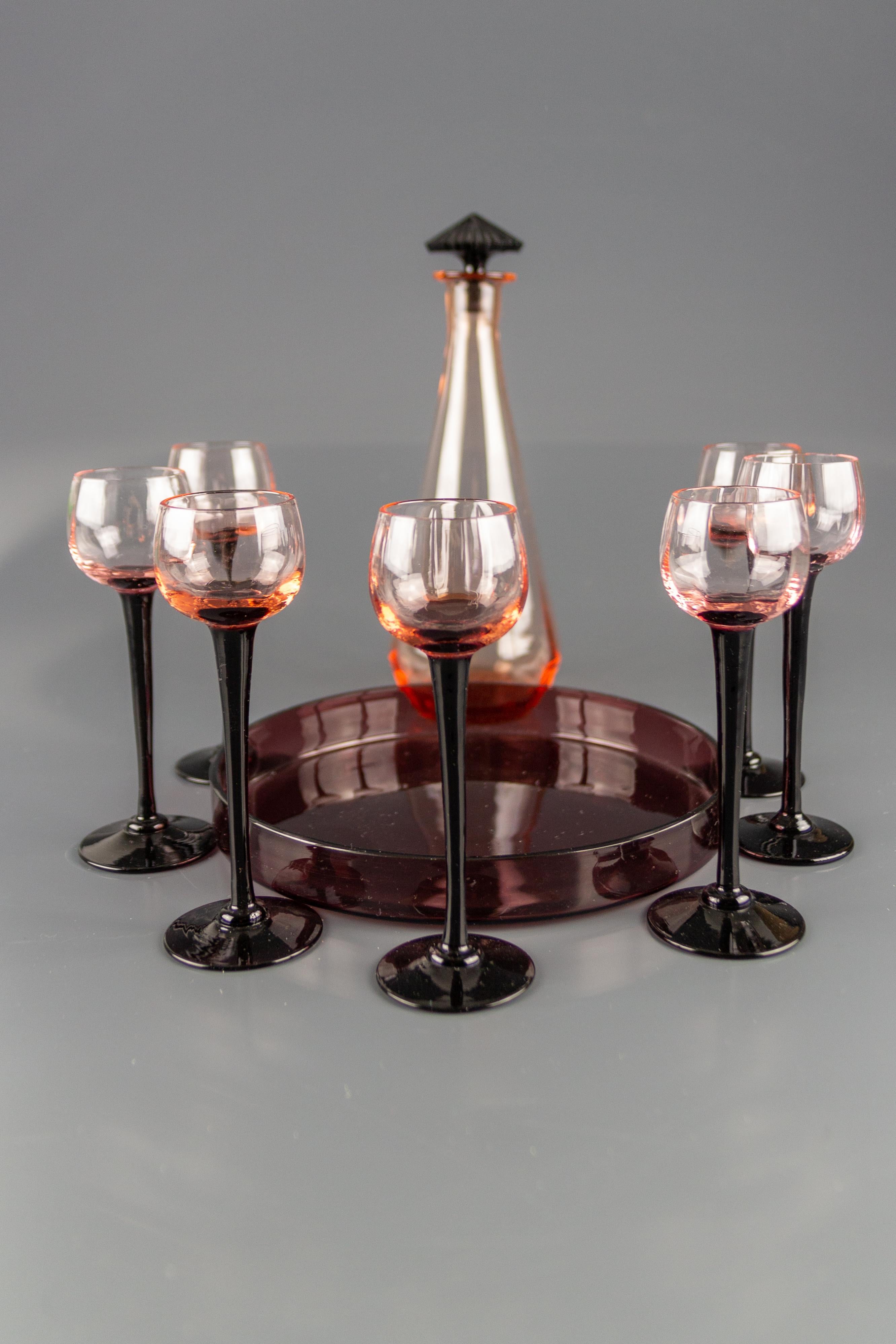 Mid-20th Century Art Deco Nine-Piece Liqueur Pink Glass Set, Decanter and Seven Glasses with Tray