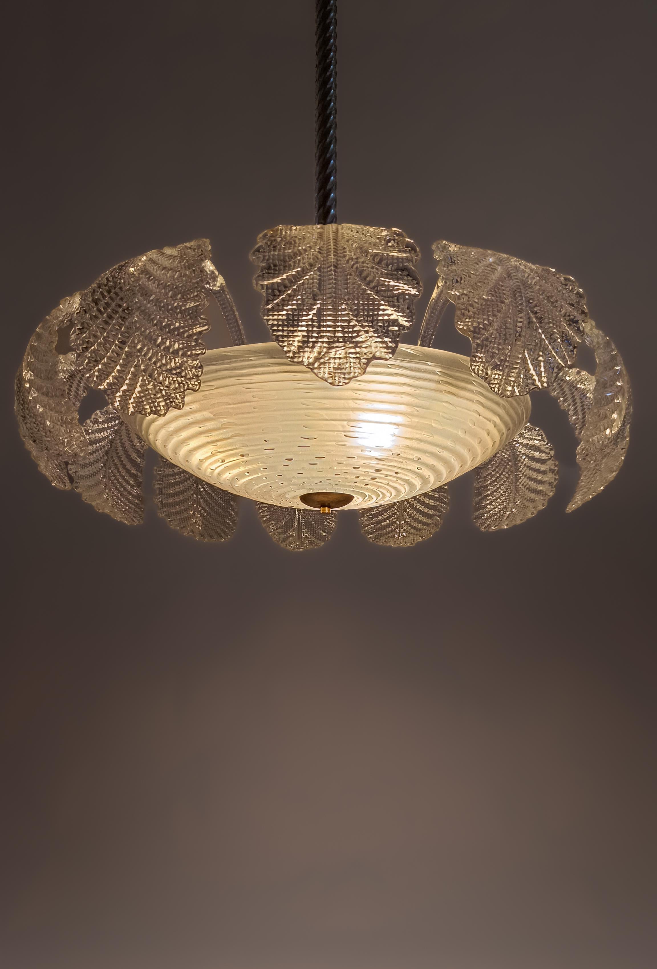 Art Deco Ninfea Murano Glas Kronleuchter von Barovier Italien, 1940 im Zustand „Gut“ im Angebot in Roma, IT