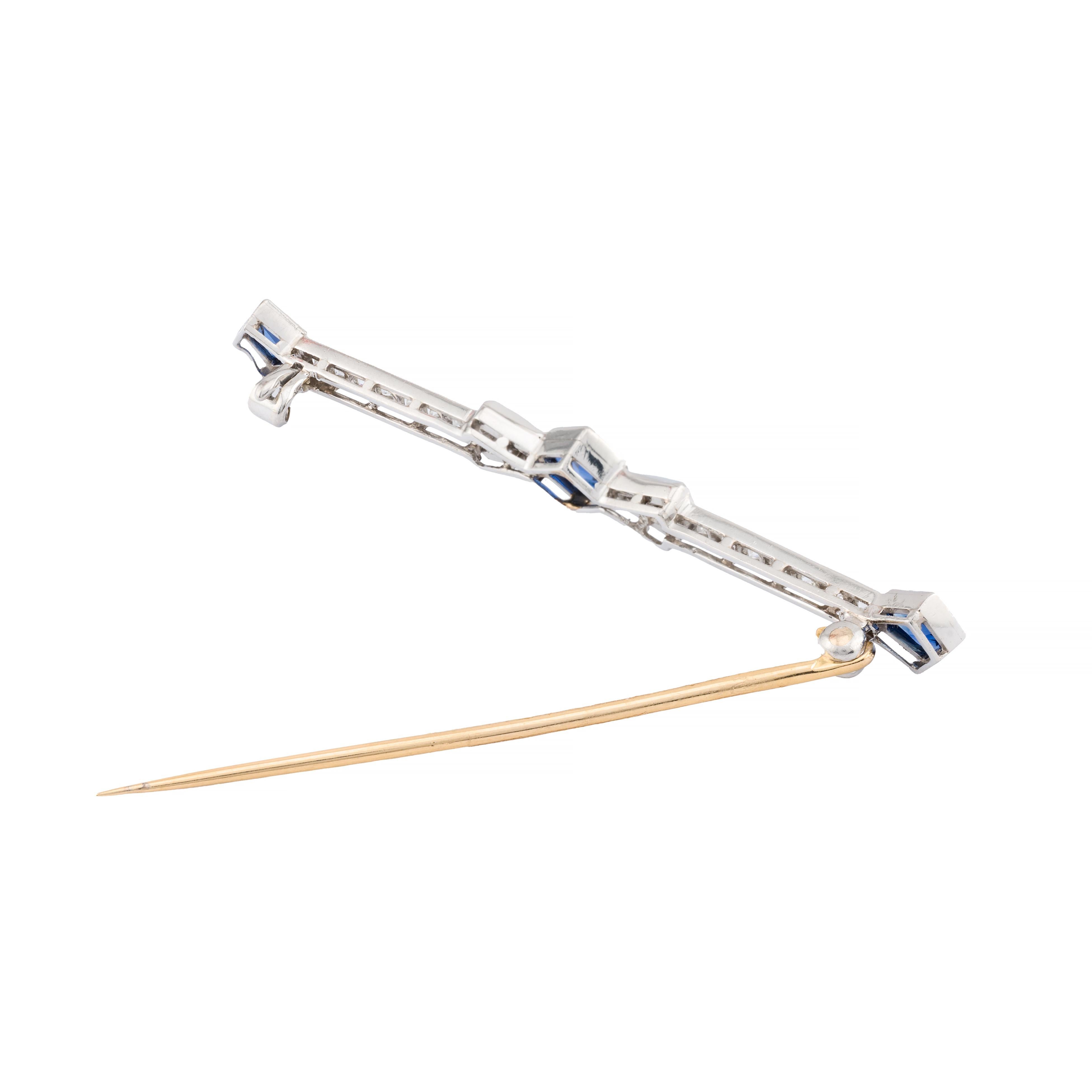 Women's Art Deco No Heat Sapphire & Diamond Geometric Brooch in Platinum For Sale
