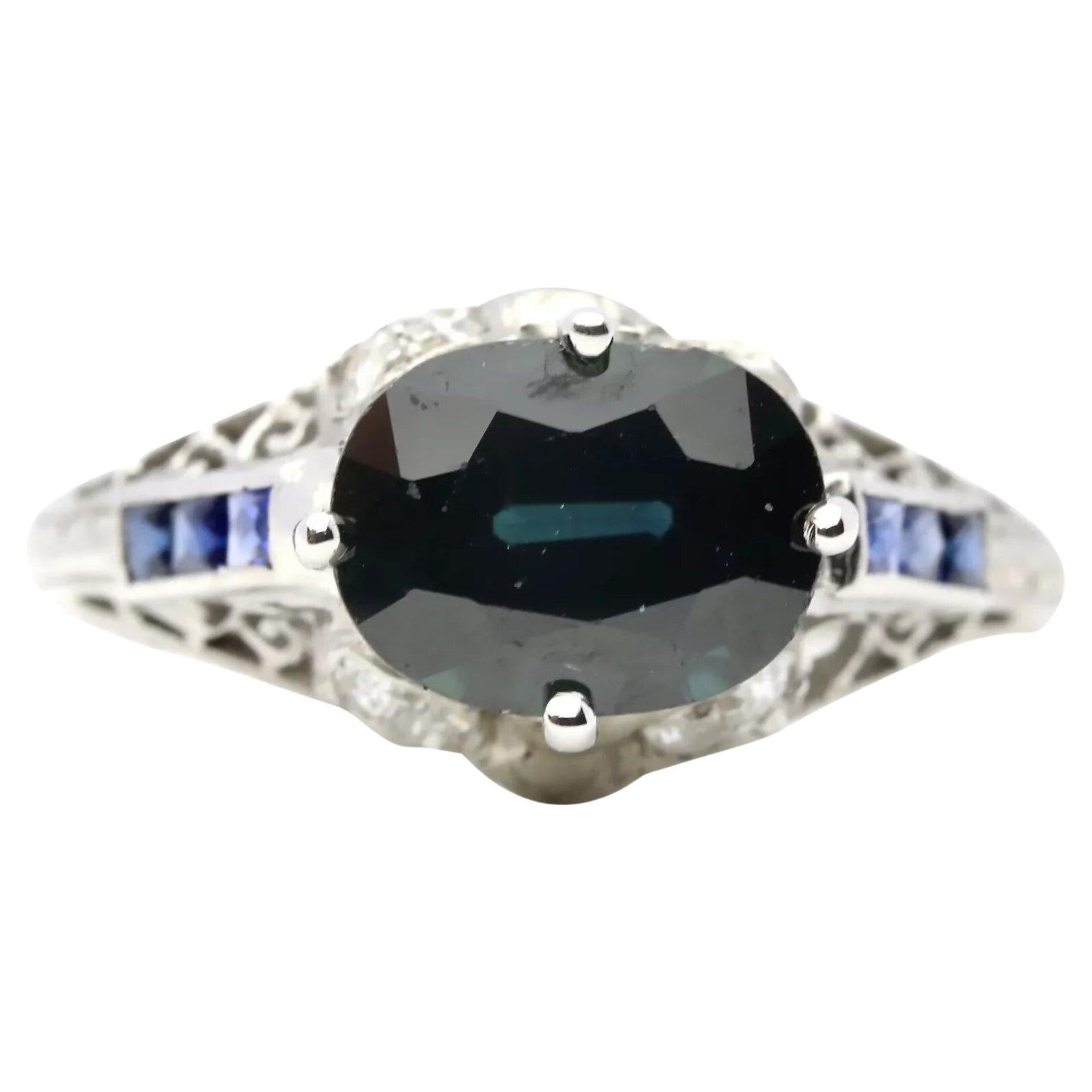 Art Deco No Heat Saphir & Diamant Band Motiv Ring in Platin im Angebot