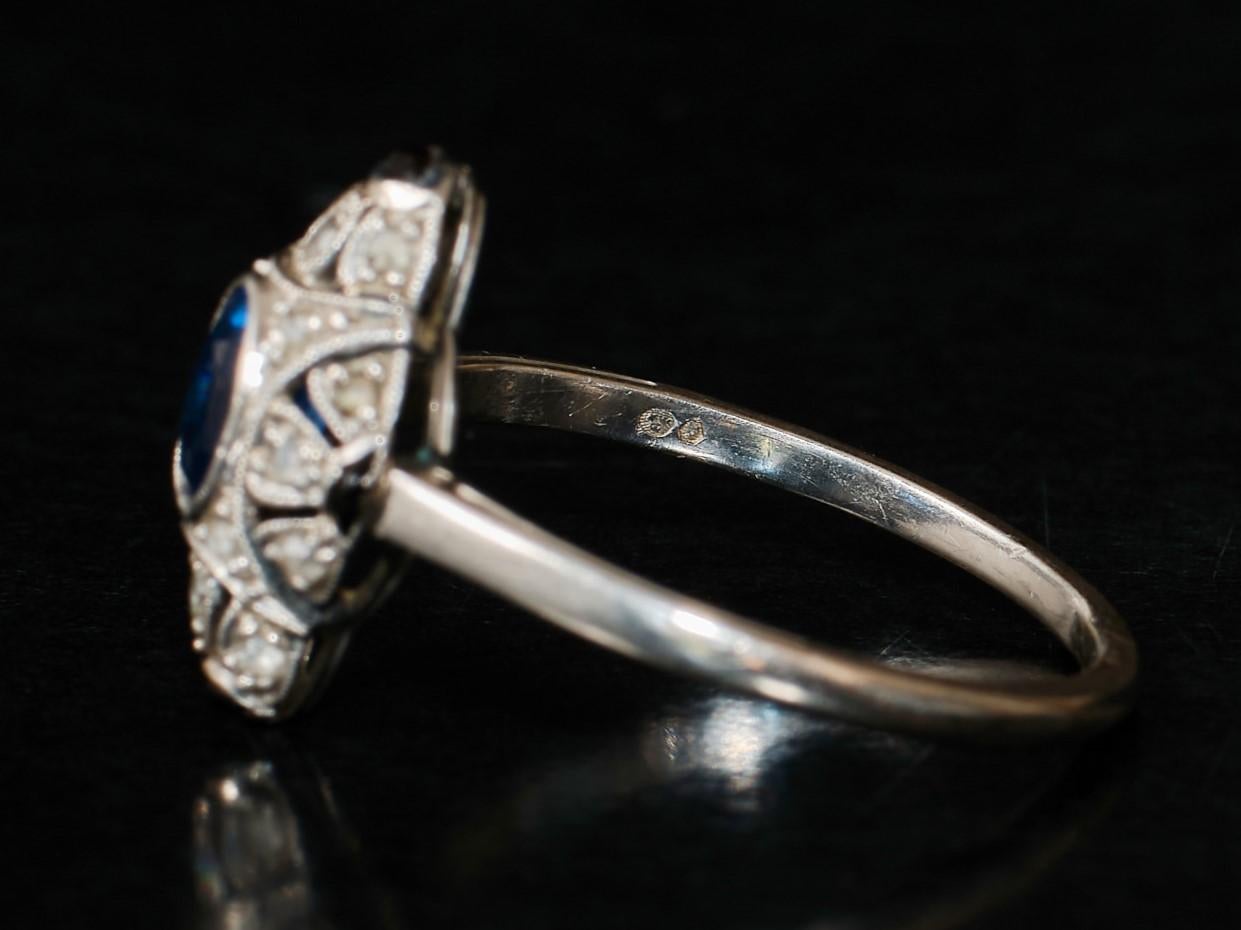 Women's or Men's Art Deco no heat sapphire ring.  For Sale