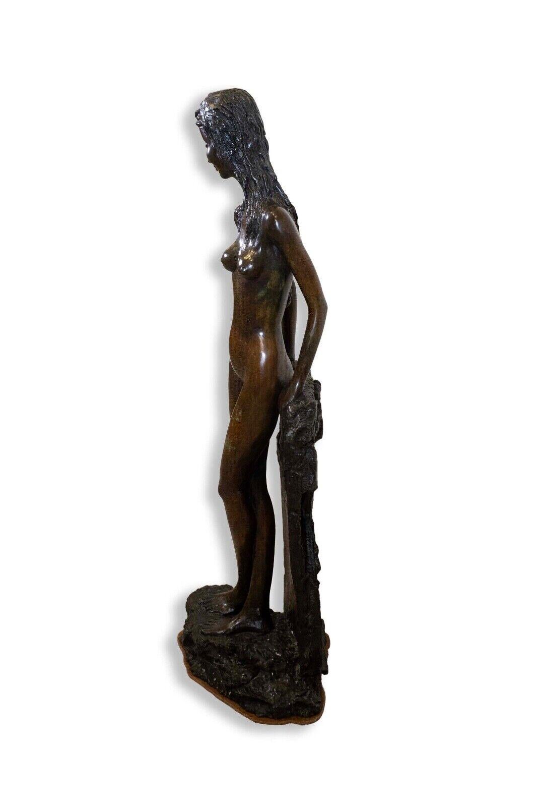 Sculpture figurative de nu féminin moderne Art Déco en bronze Bon état - En vente à Keego Harbor, MI