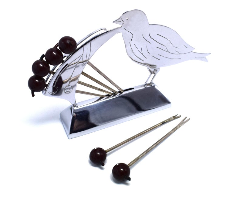 Art Deco Novelty Cocktail Stick Set in Phenolic Bakelite and Chrome In Good Condition For Sale In Devon, England