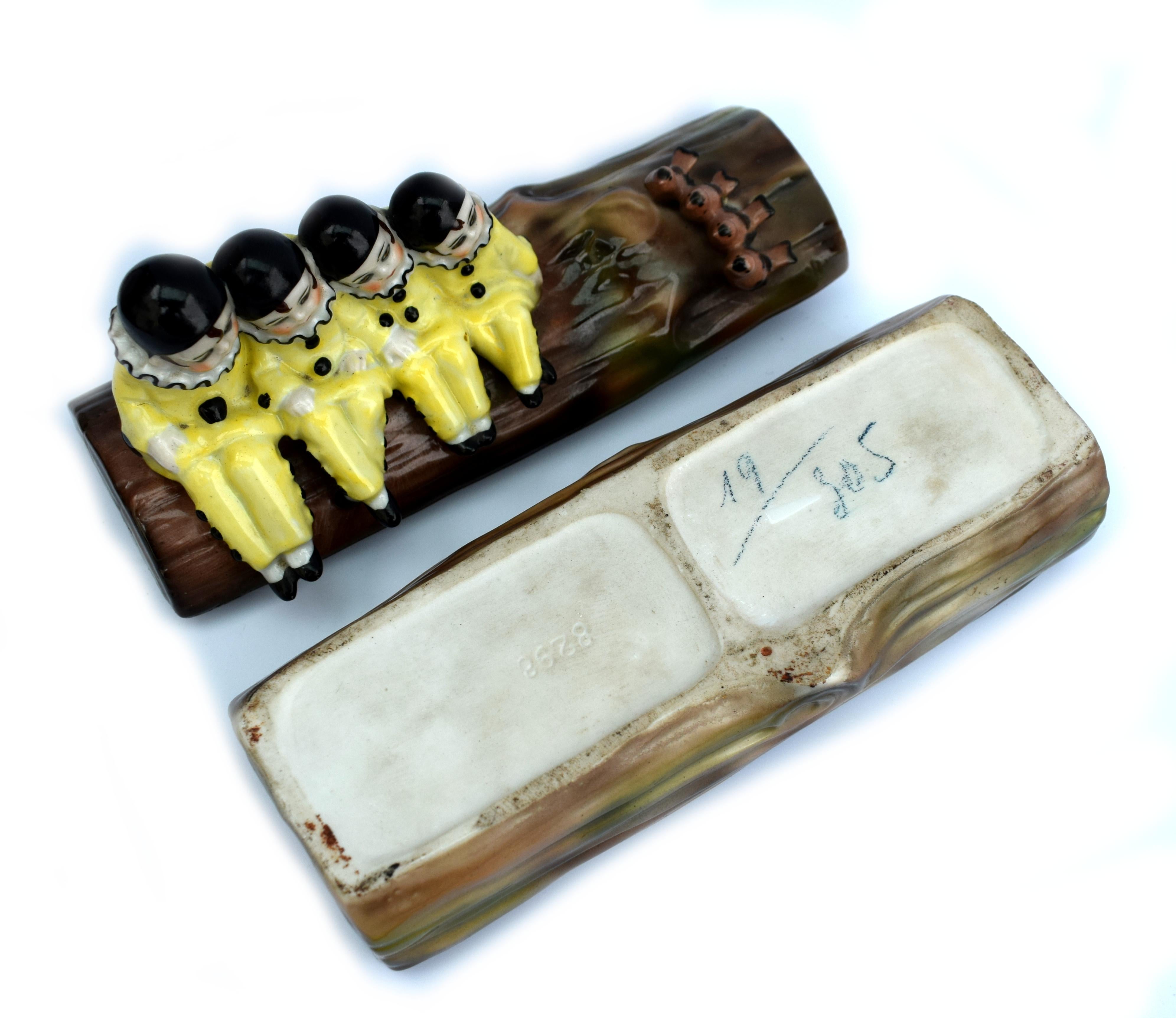 Art Deco Neuheit Pierrot Keramik Trinket Box, Keramik, 1930er-Jahre (20. Jahrhundert) im Angebot