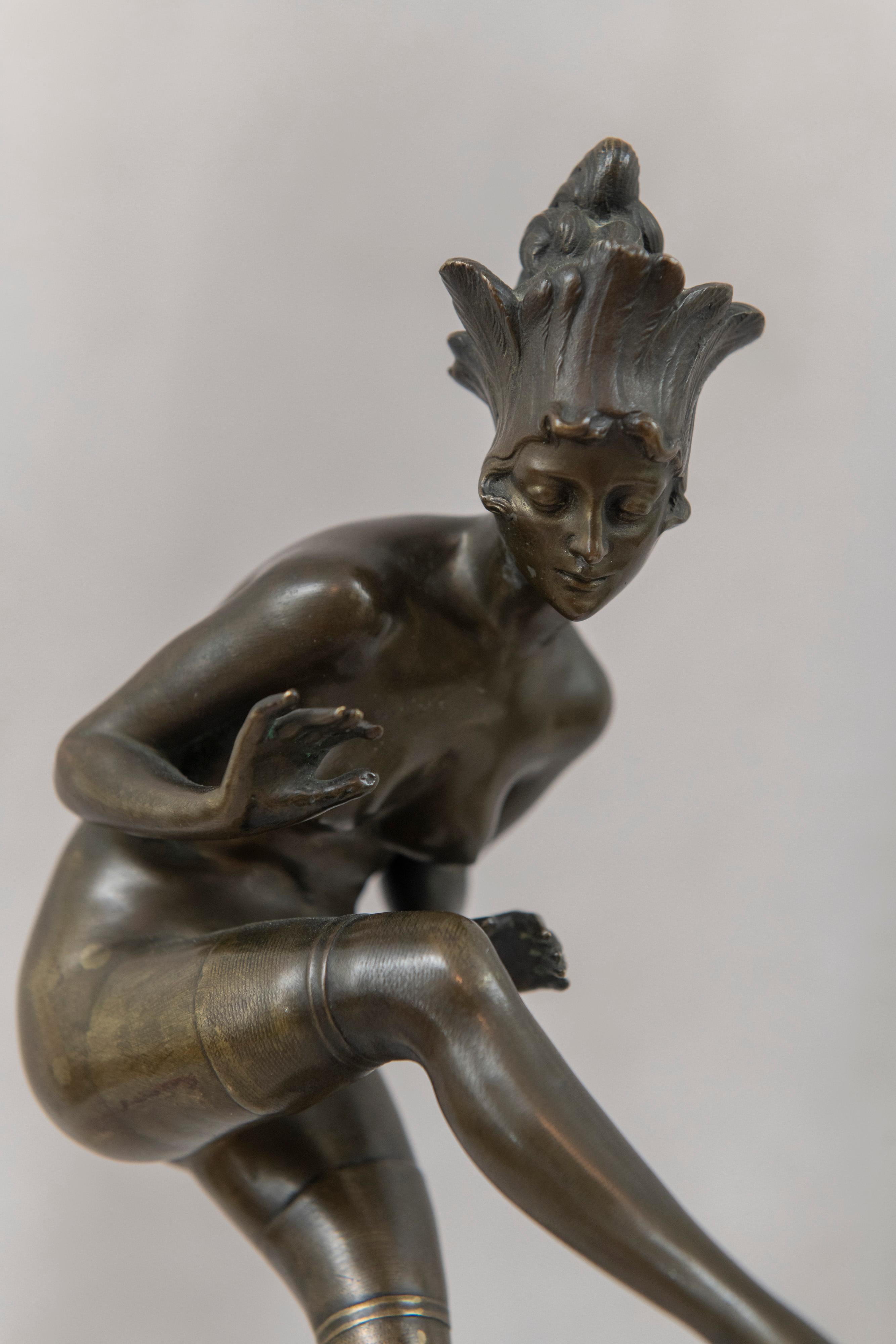 Early 20th Century Art Deco Nude Bronze Dancer, by Bruno Zach, on Marble Base, circa 1920s For Sale