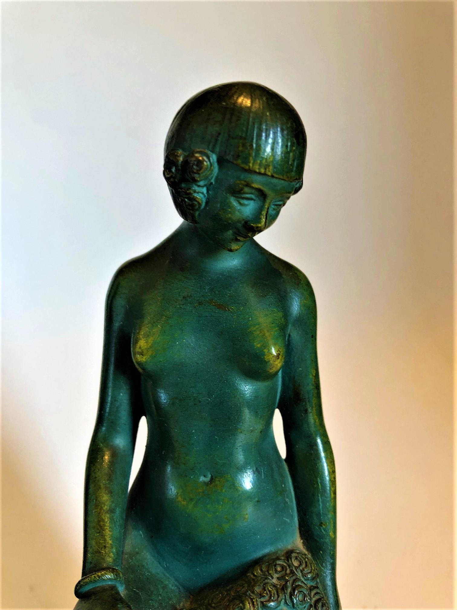 Serre-livres en bronze Art déco Femme nue érotique, c. France 1925, signé Scribe 4