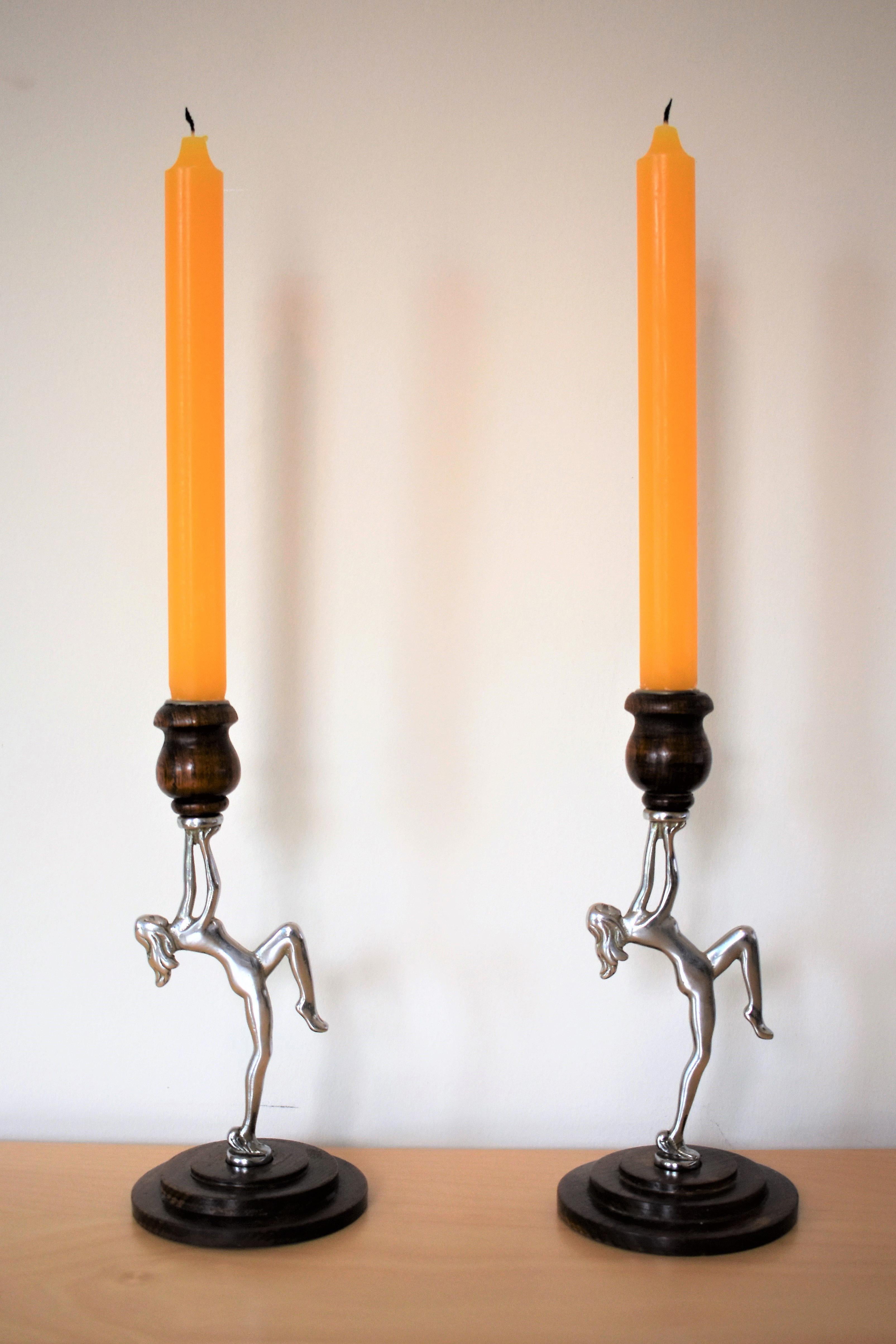 A pair of lovely typical art deco candlesticks dating from the 1930’s. The candlesticks are both in very good condition and they have a beautiful patina. 

If you have any questions or would like to see more pictures, please send a message.