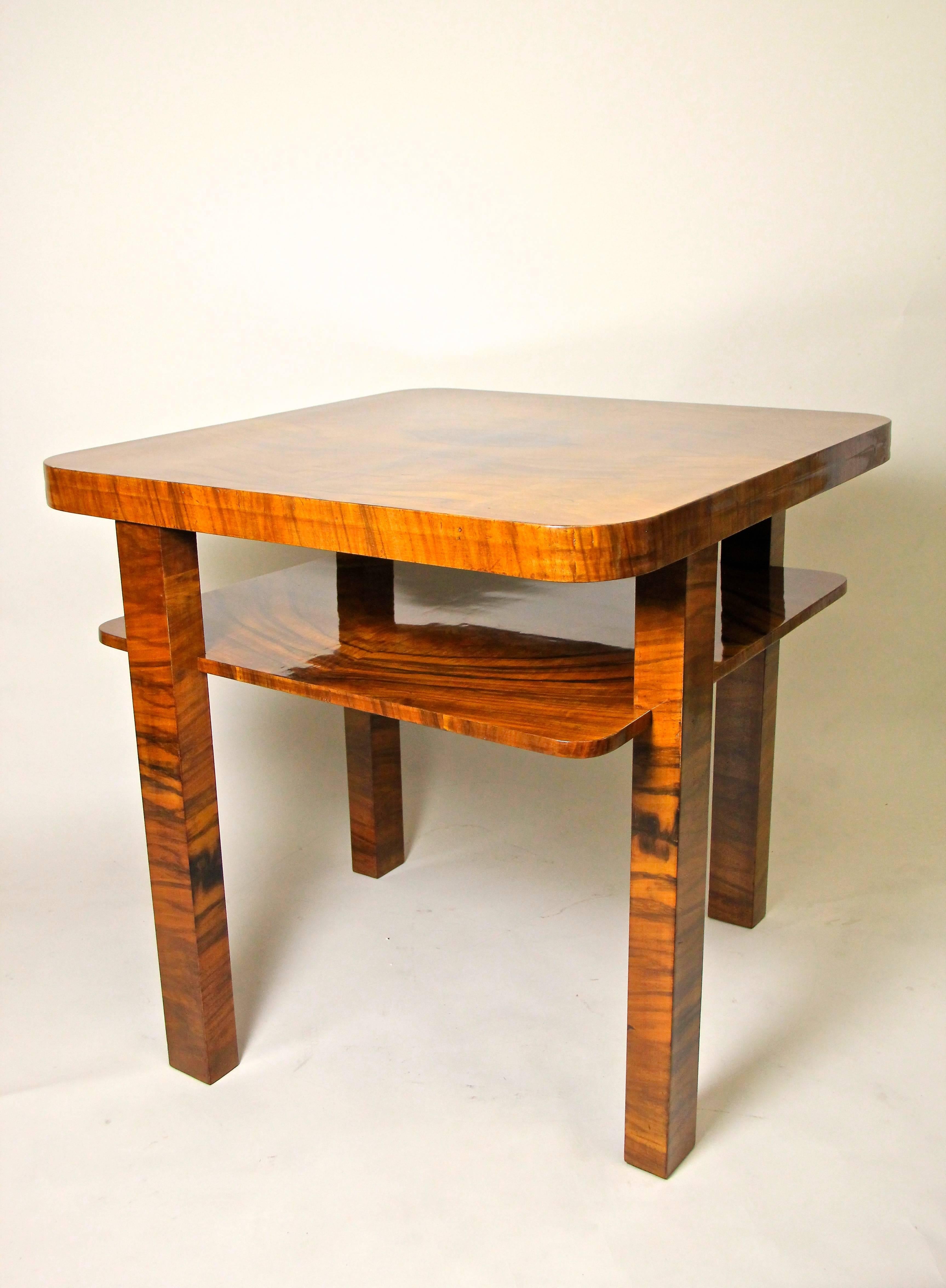 Art Deco Nut Wood Coffee/ Side Table Shellac Polished, Austria, circa 1920 For Sale 1