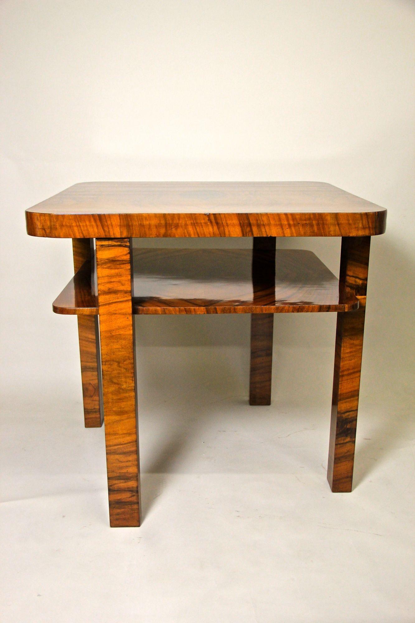 Mahogany Art Deco Nut Wood Coffee Table/ Side Table Shellac - Polished, AT circa 1920 For Sale