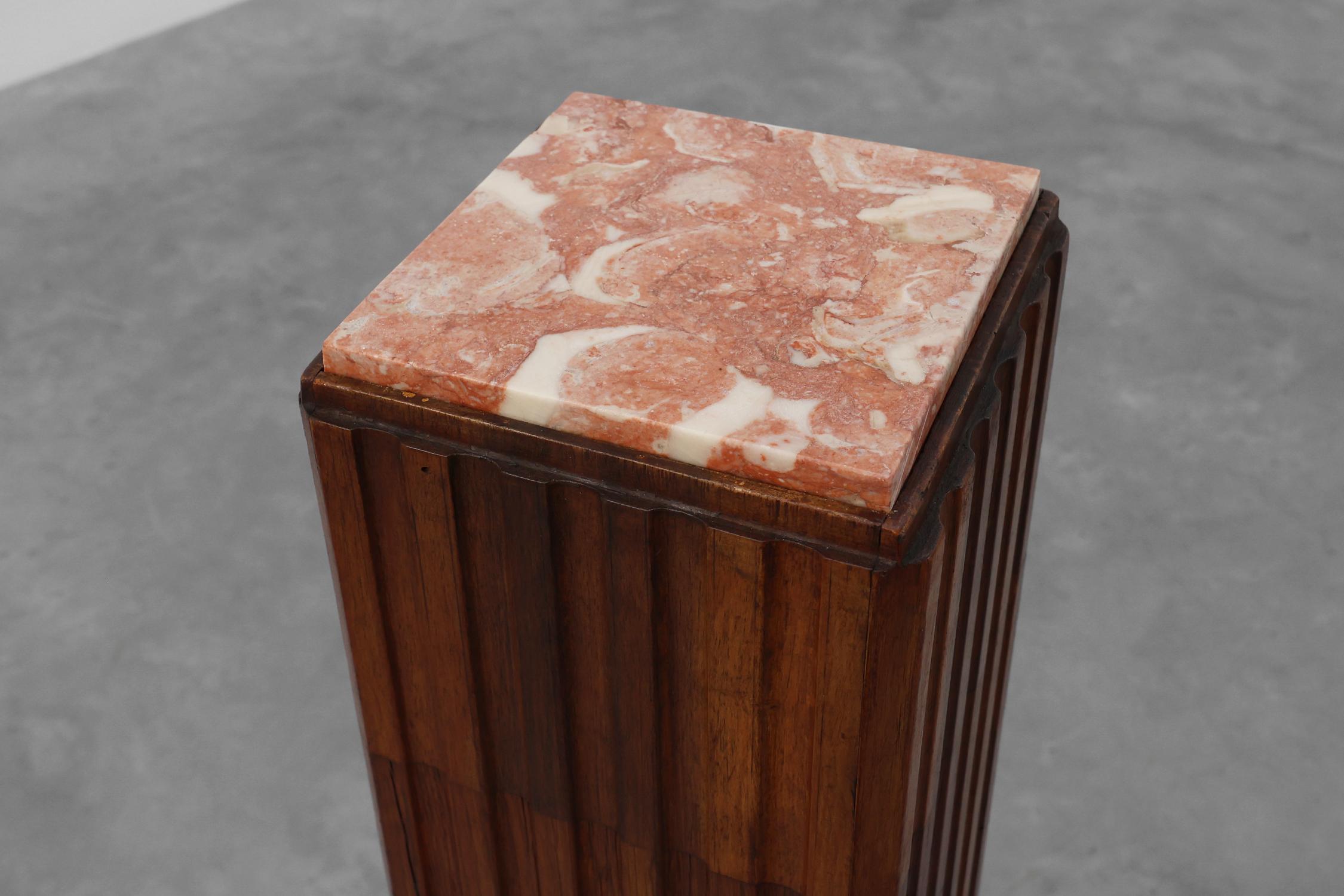 Marmo Art Deco oak and red marble pedestal or side table, France 1920s in vendita