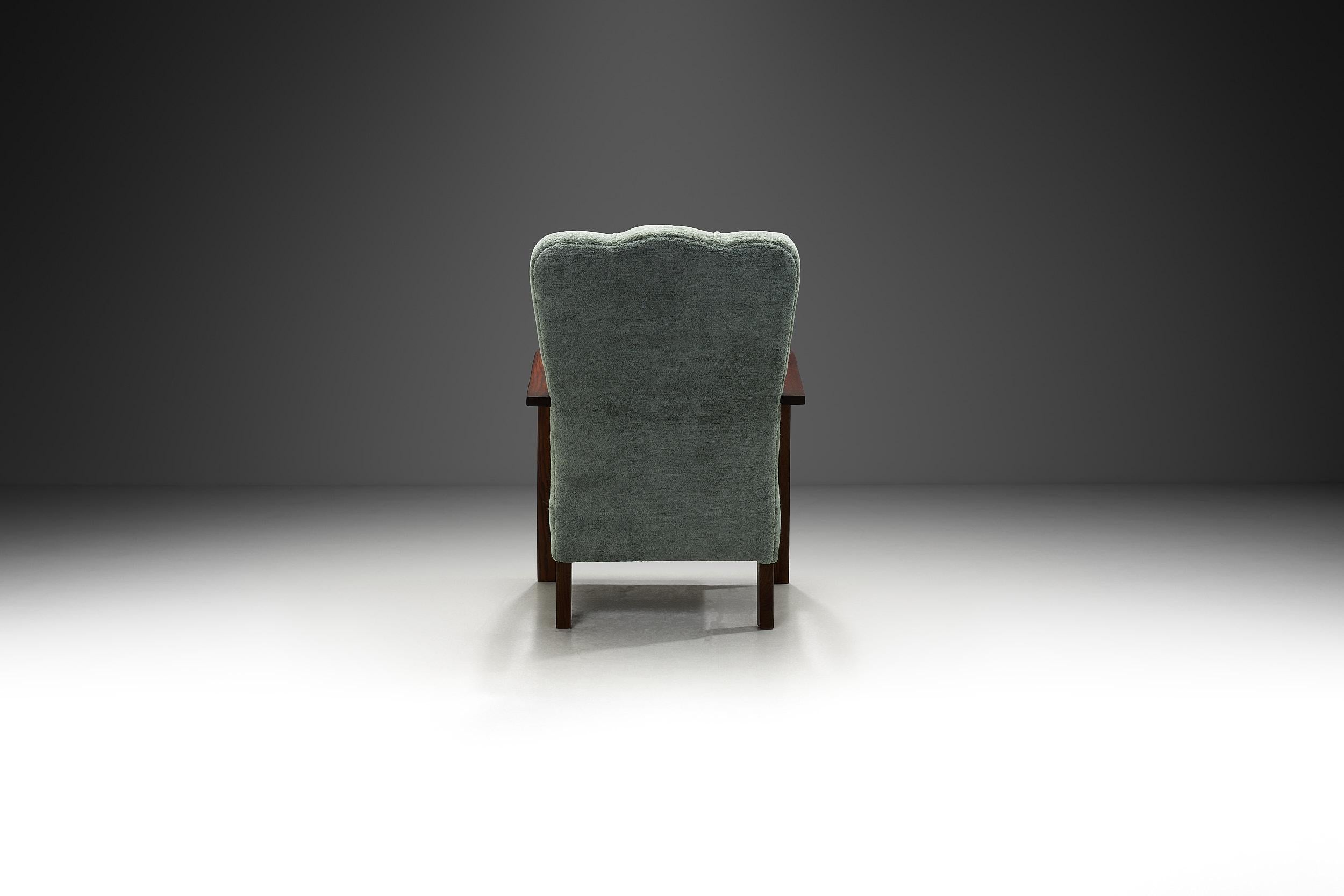 Art Deco Oak Armchair Upholstered in Teal Fabric, Europe ca 1930s In Good Condition For Sale In Utrecht, NL