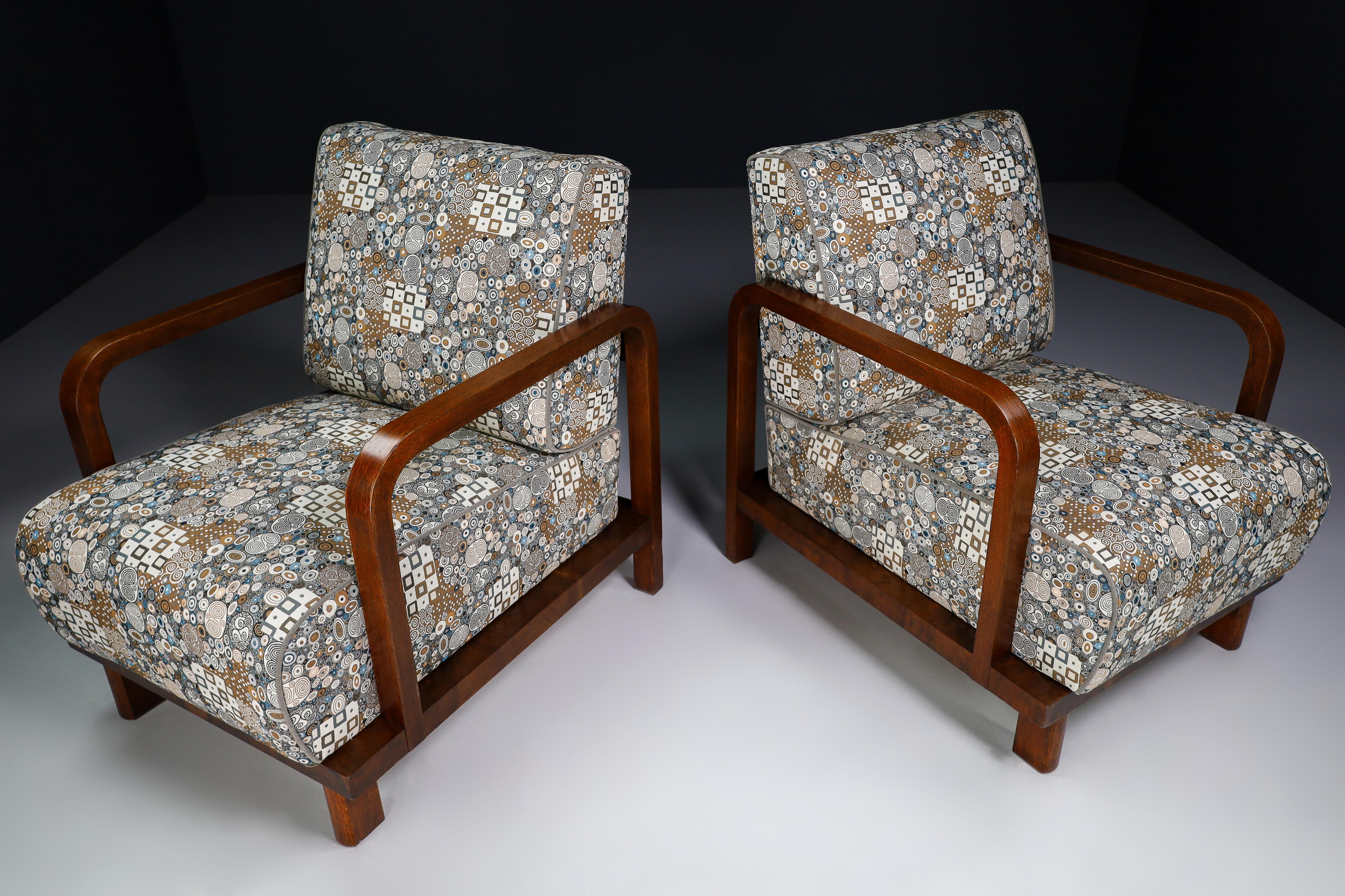 Art-Deco Oak Armchairs in Reupholstered in Fabric, Praque, 1930s In Good Condition In Almelo, NL