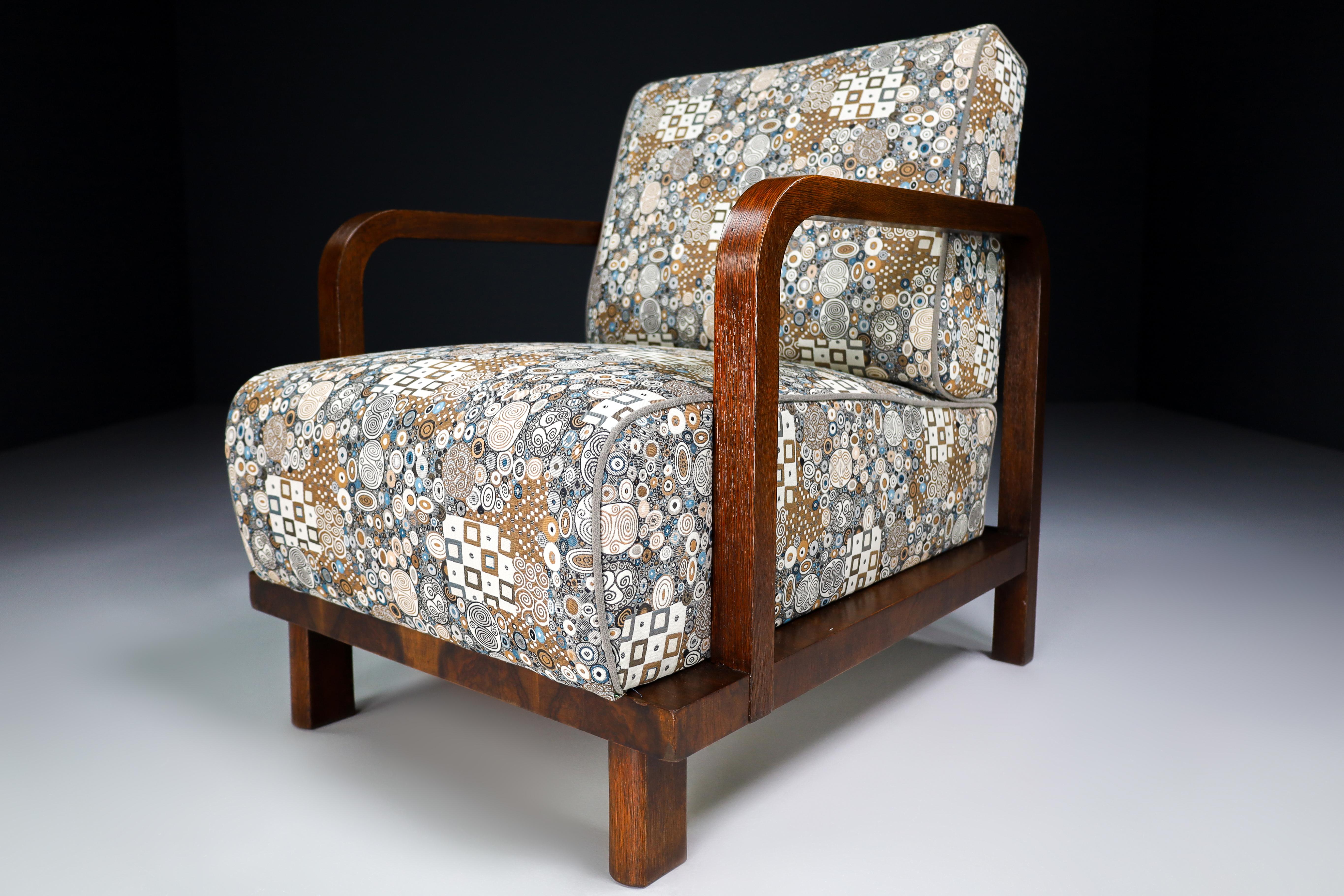 20th Century Art-Deco Oak Armchairs in Reupholstered in Fabric, Praque, 1930s