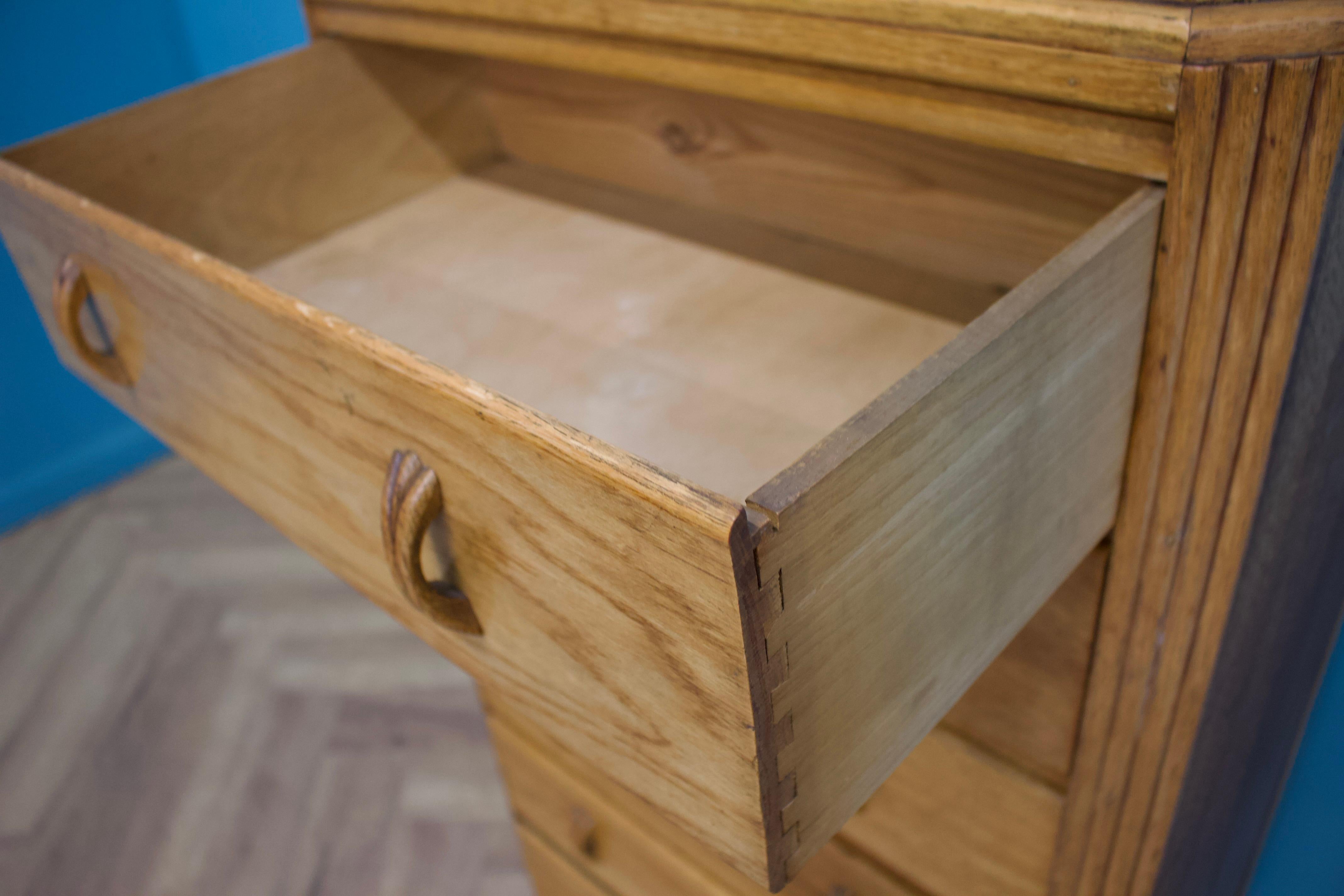 Milieu du XXe siècle Commode en Oak Art Deco de Herbert Gibbs, années 1930 en vente