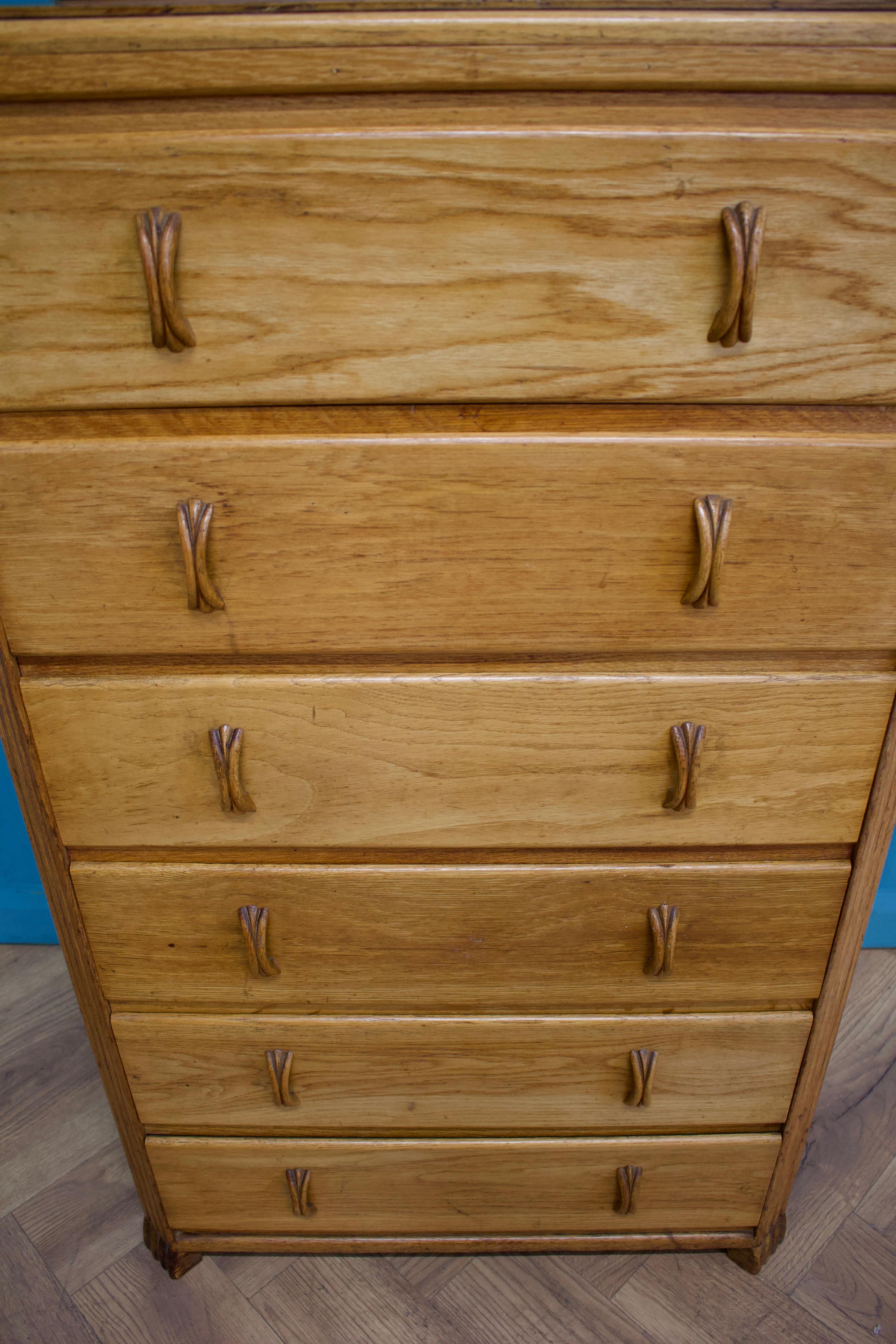 Chêne Commode en Oak Art Deco de Herbert Gibbs, années 1930 en vente