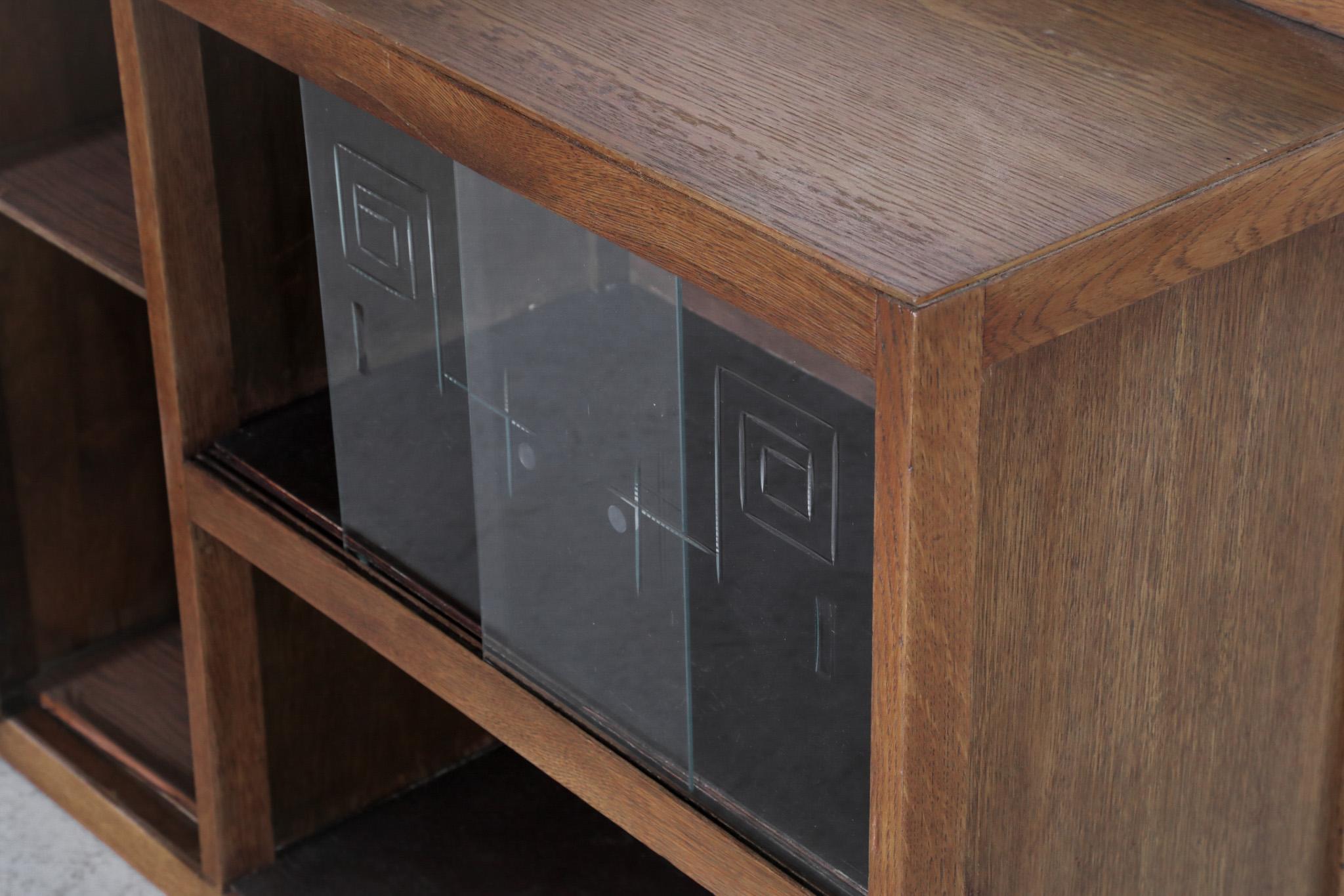 Art Deco Oak Curio Cabinet with Cocobolo Accents and Etched Glass Doors 9