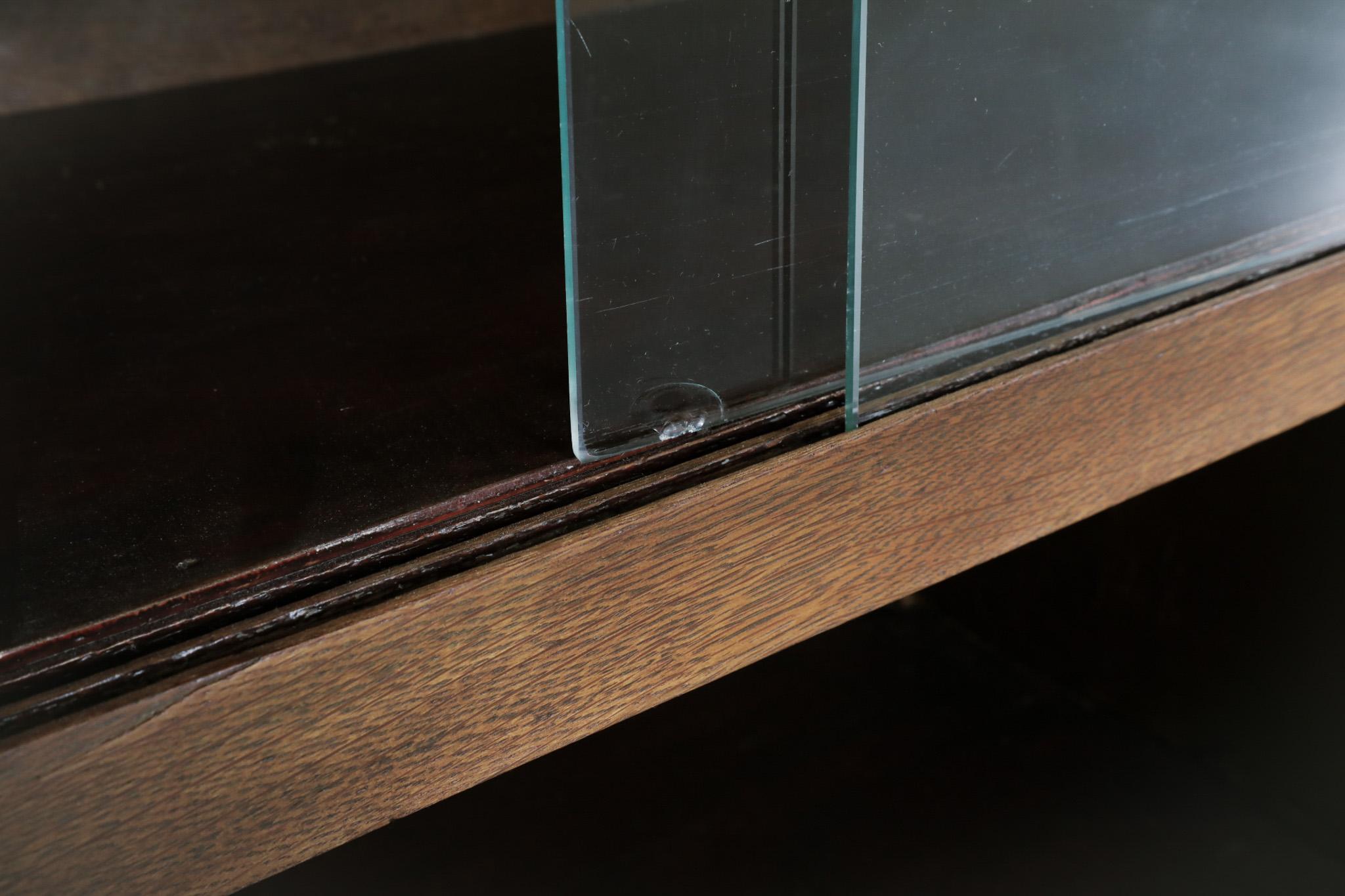 Art Deco Oak Curio Cabinet with Cocobolo Accents and Etched Glass Doors 15