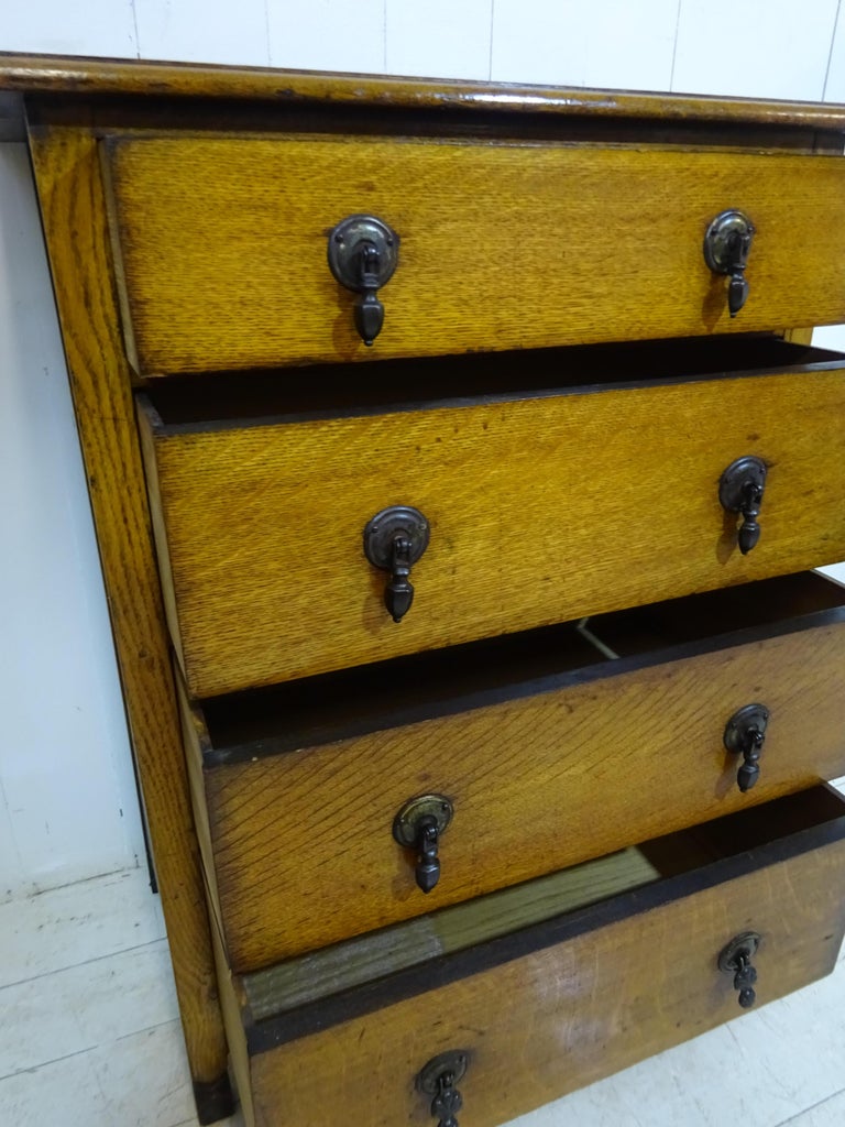 Art Deco Oak Graduated Chest of Drawers For Sale at 1stDibs