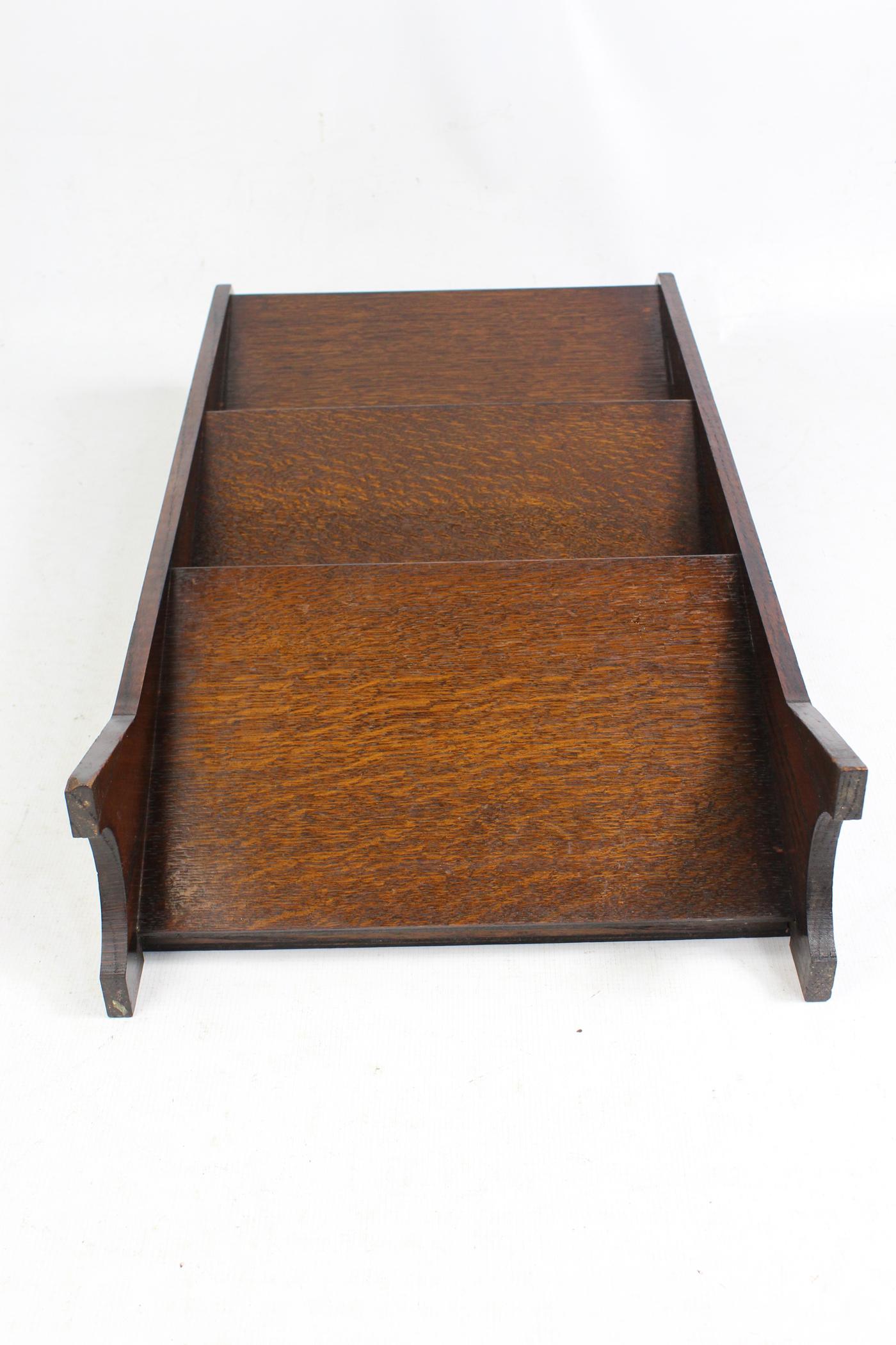 Art Deco Oak Newspaper Stand Magazine Stand English, circa 1920s For Sale 9