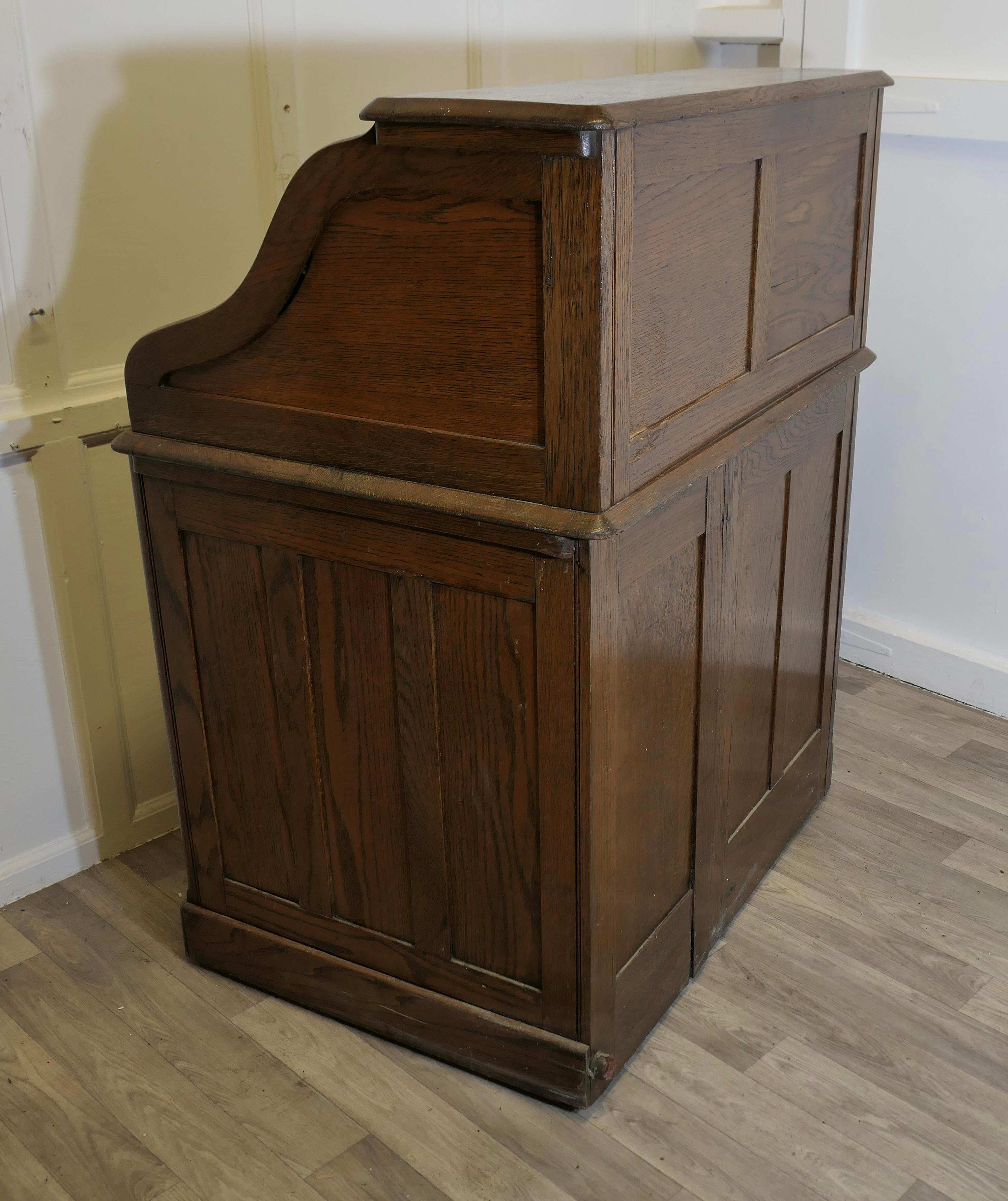 Art Deco Oak Roll Top Desk Restaurant Greeter For Sale 5