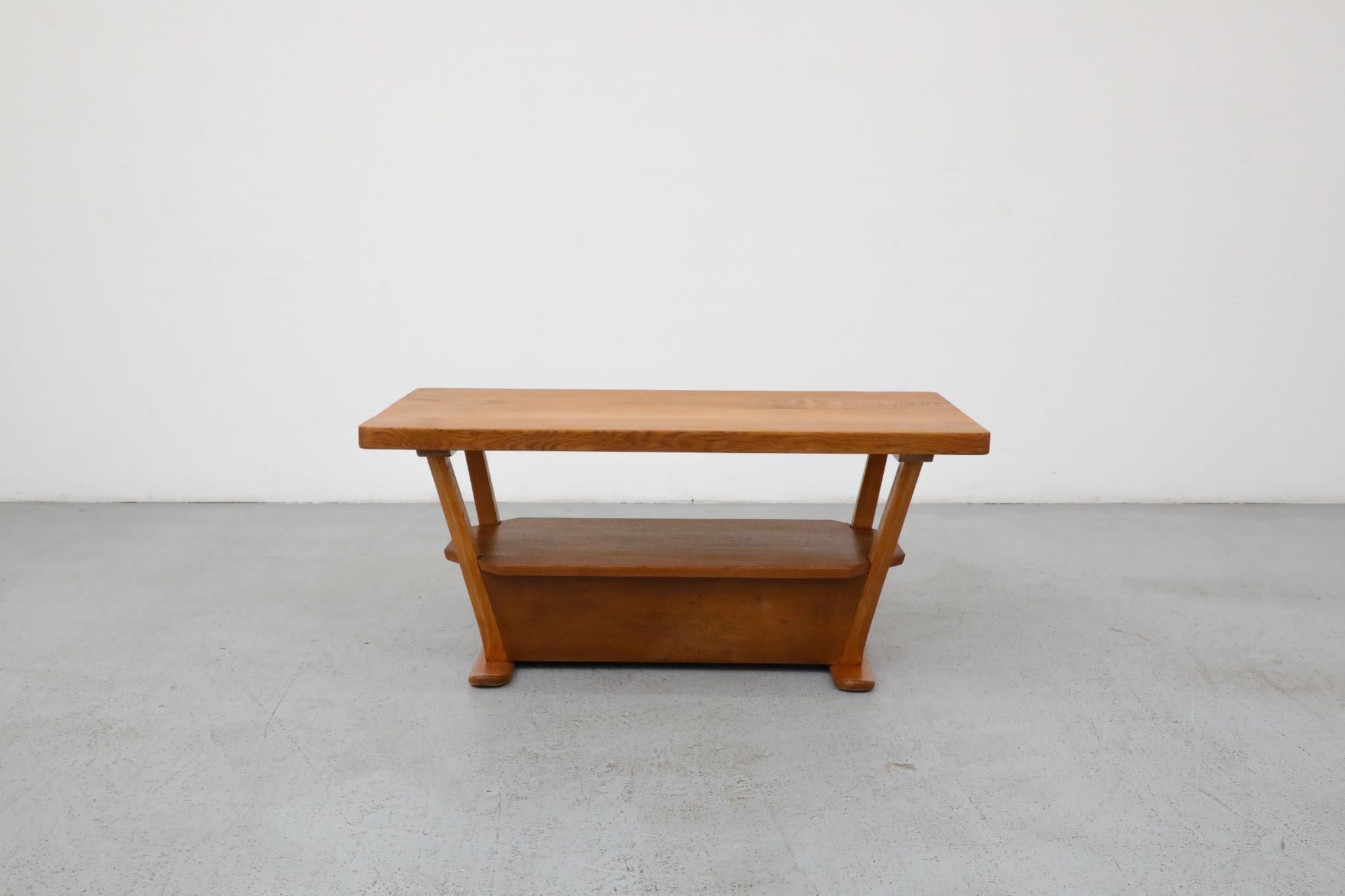 Salontisch aus Eiche im Art déco-Stil von C. De Jong für J. A. Boskamp En Zonen (Niederländisch) im Angebot