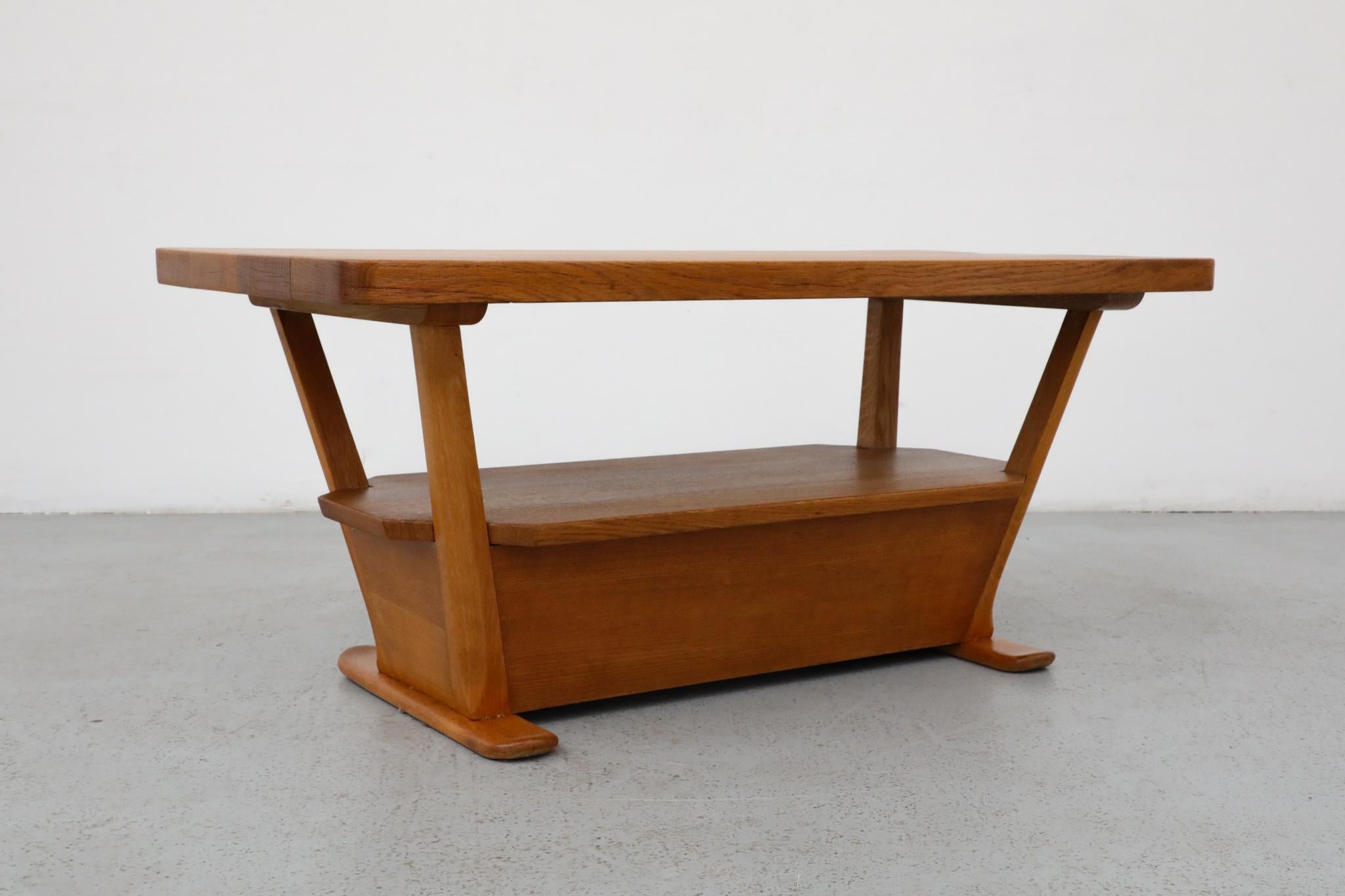 Salontisch aus Eiche im Art déco-Stil von C. De Jong für J. A. Boskamp En Zonen im Angebot 1