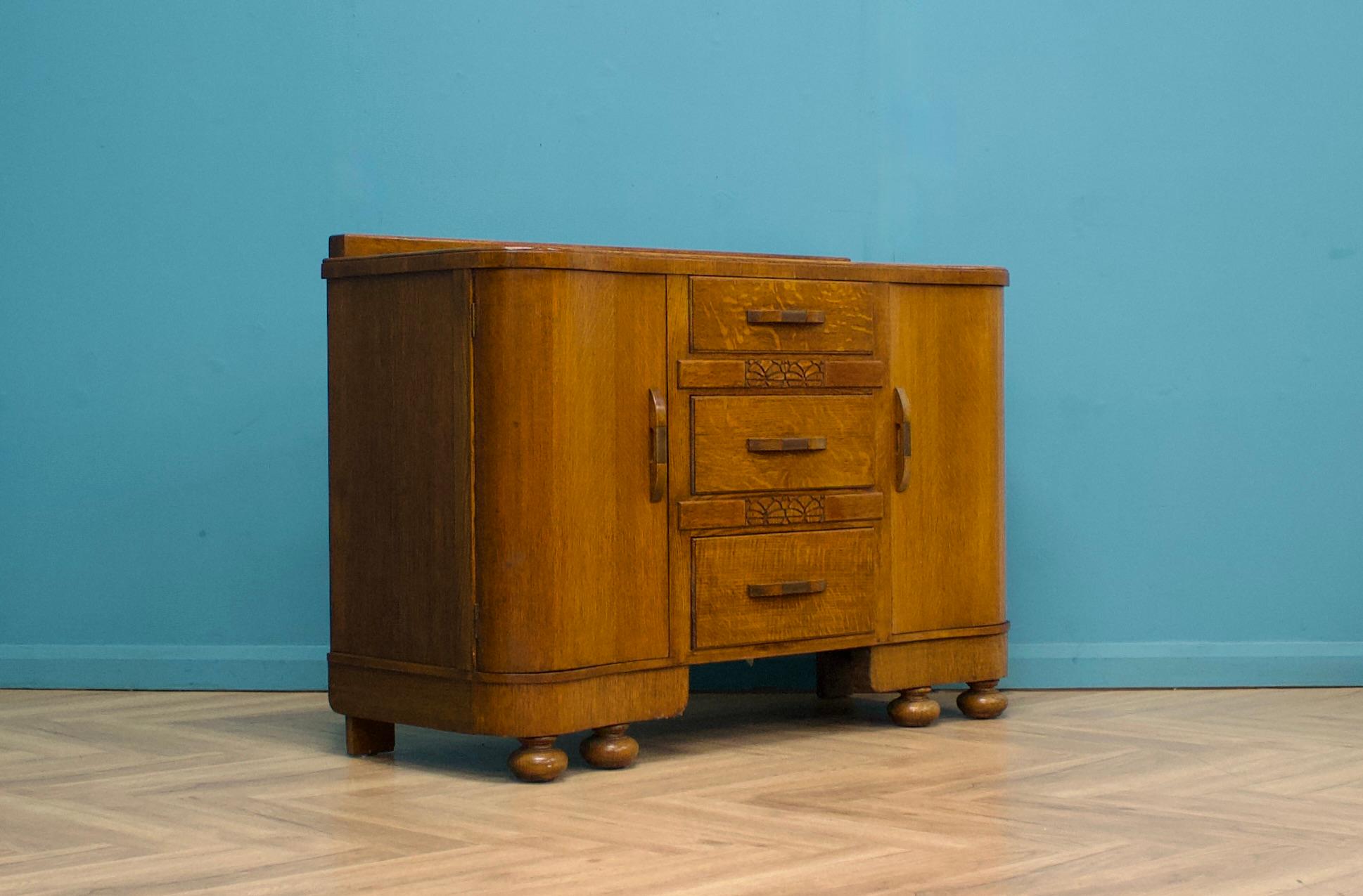 British Art Deco Oak Sideboard, 1930s For Sale