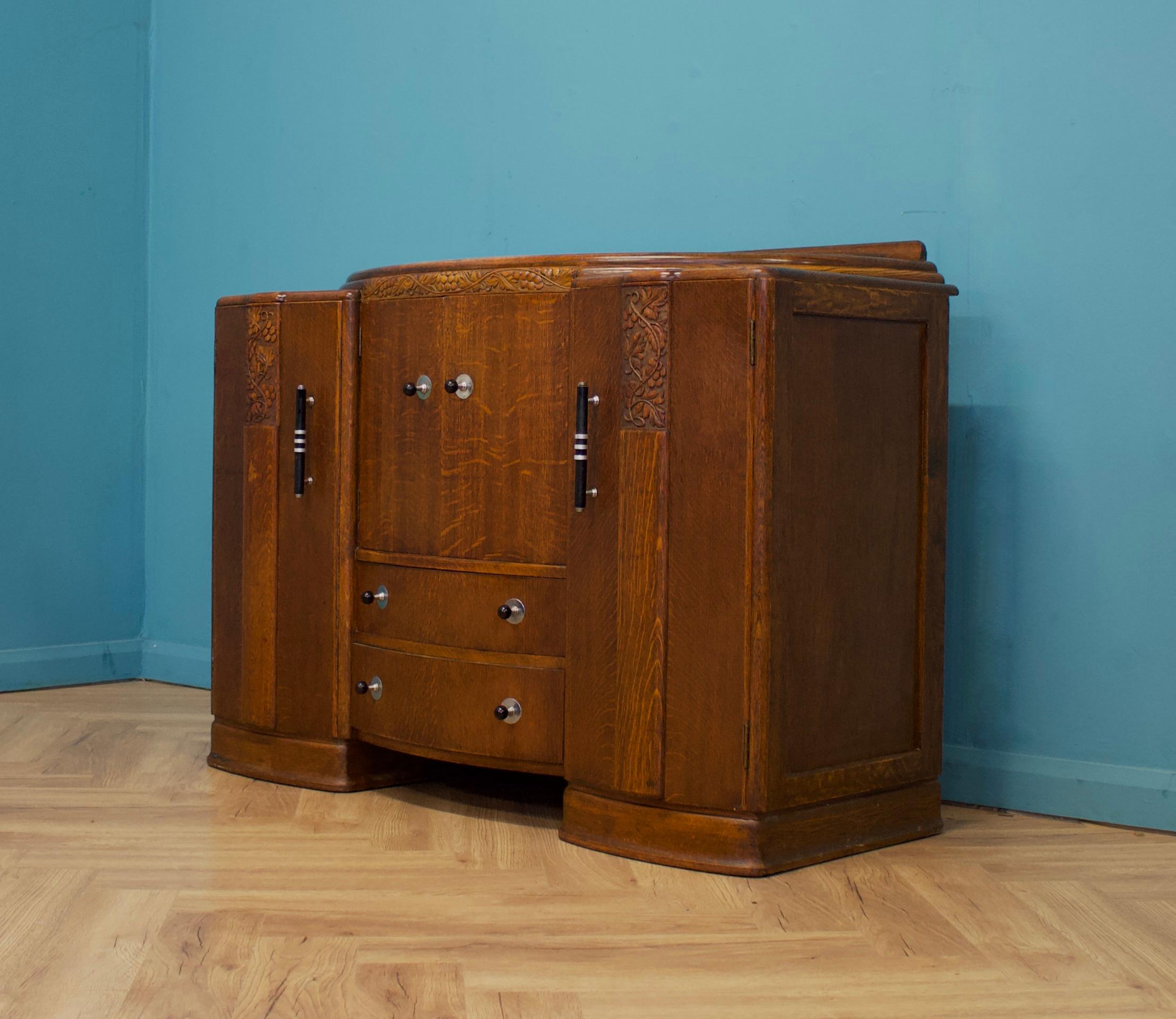 Art Deco Oak Sideboard, 1930s (Britisch) im Angebot