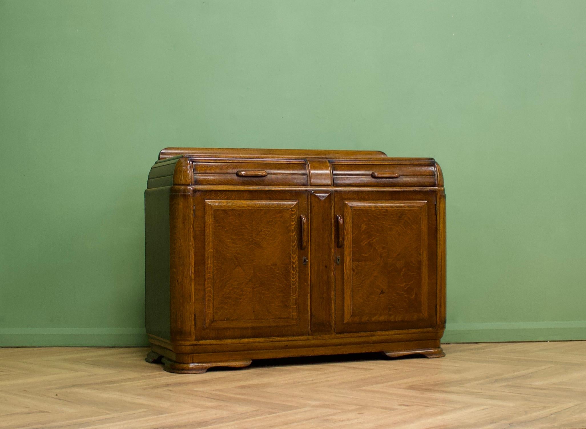 Art Deco Oak Sideboard, 1930s In Good Condition For Sale In South Shields, GB