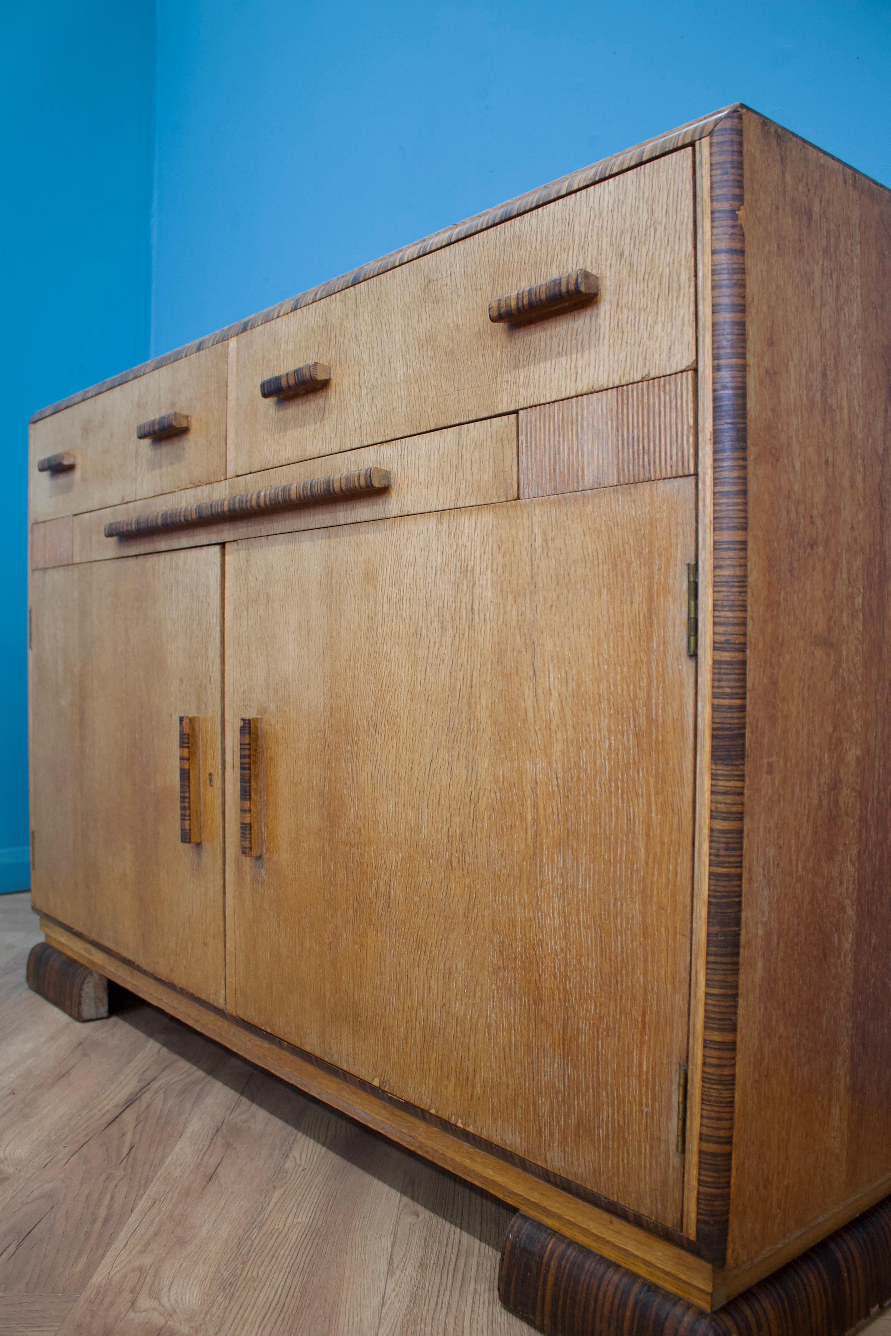 Falegnameria Art Deco Oak Sideboard, 1930s in vendita