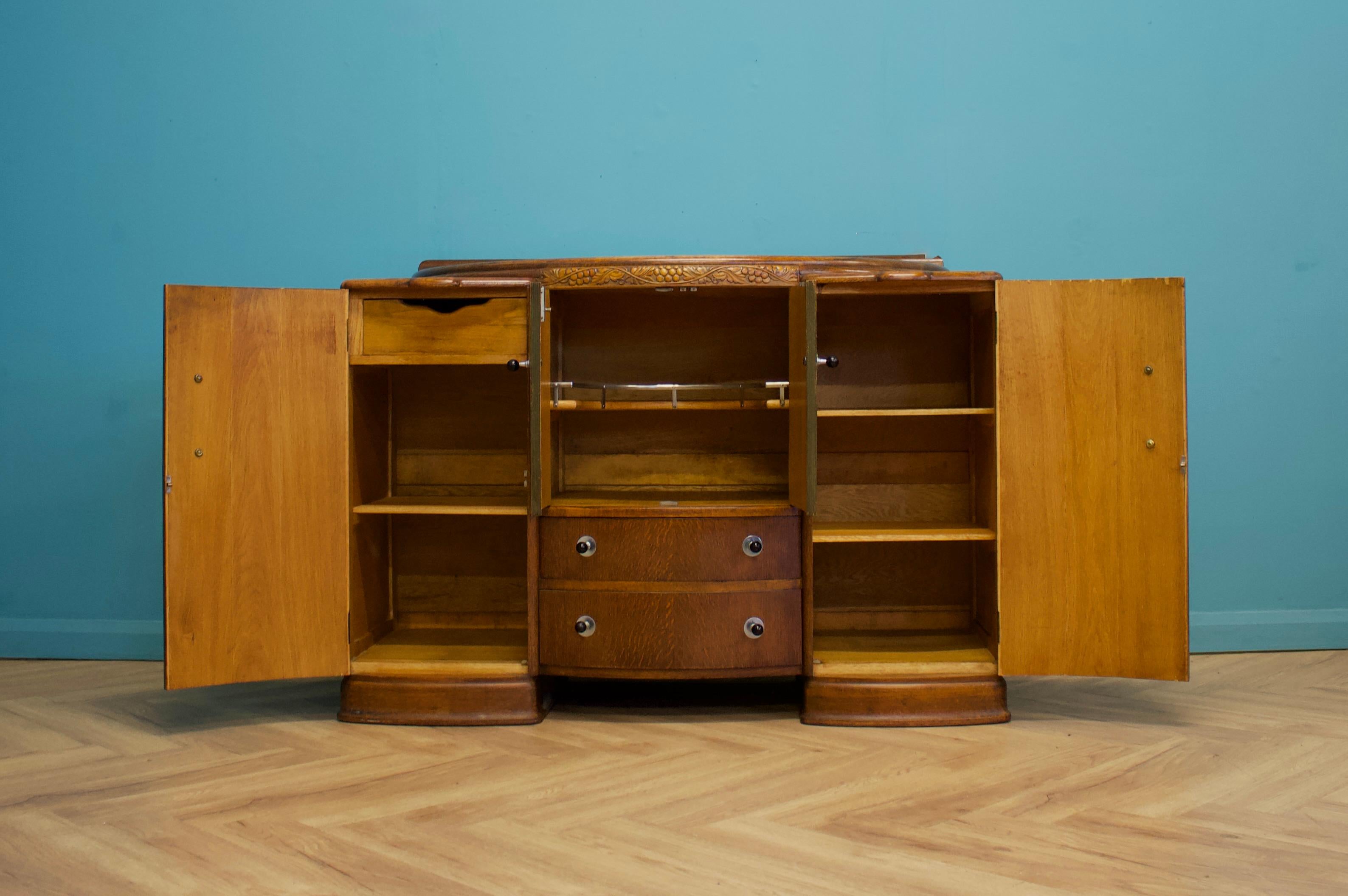 Art Deco Oak Sideboard, 1930s im Angebot 1