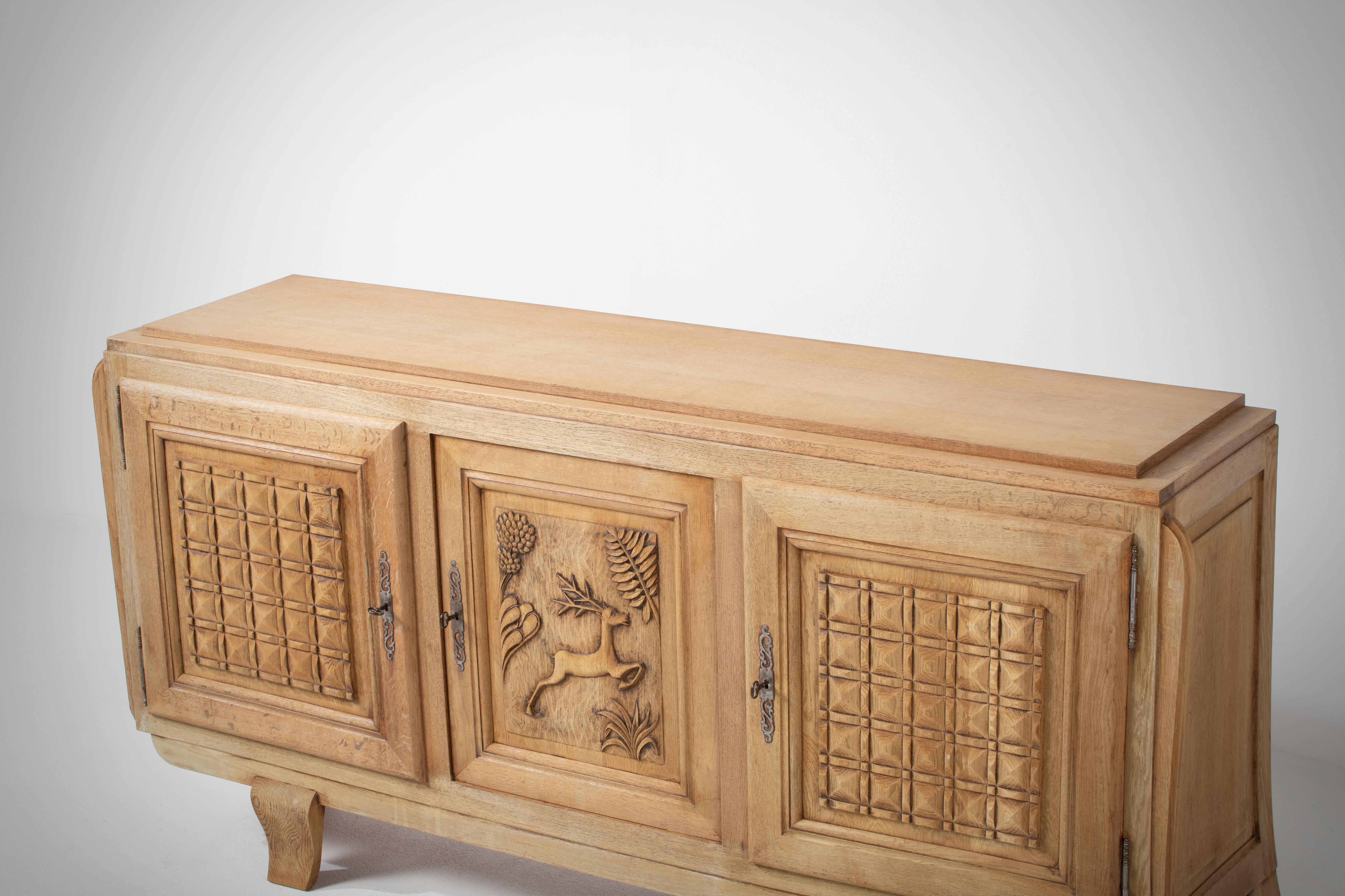 Enfilade en chêne Art Déco, France, années 1940 en vente 2