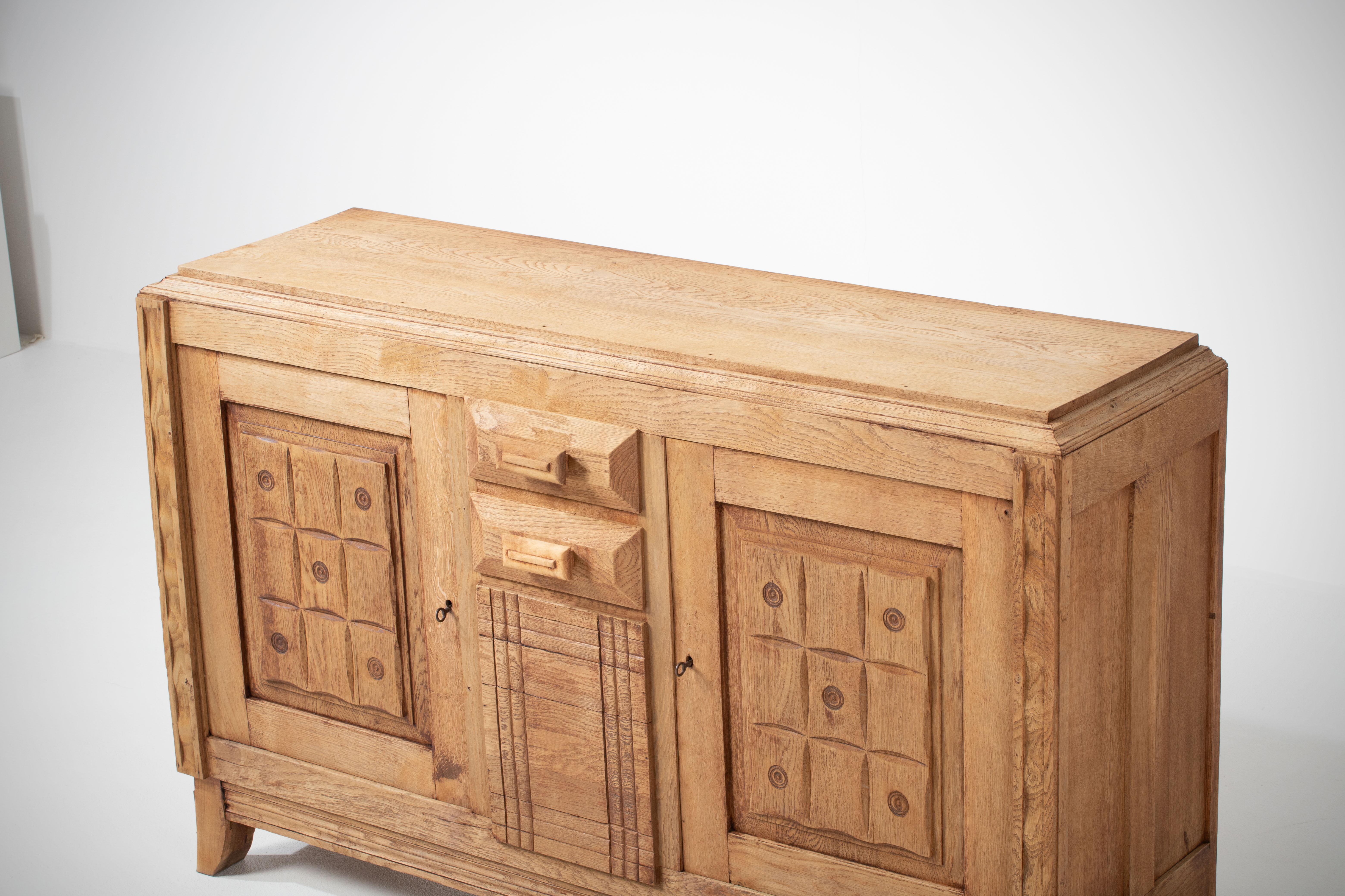 Art Deco Oak Sideboard, France, 1940s For Sale 2