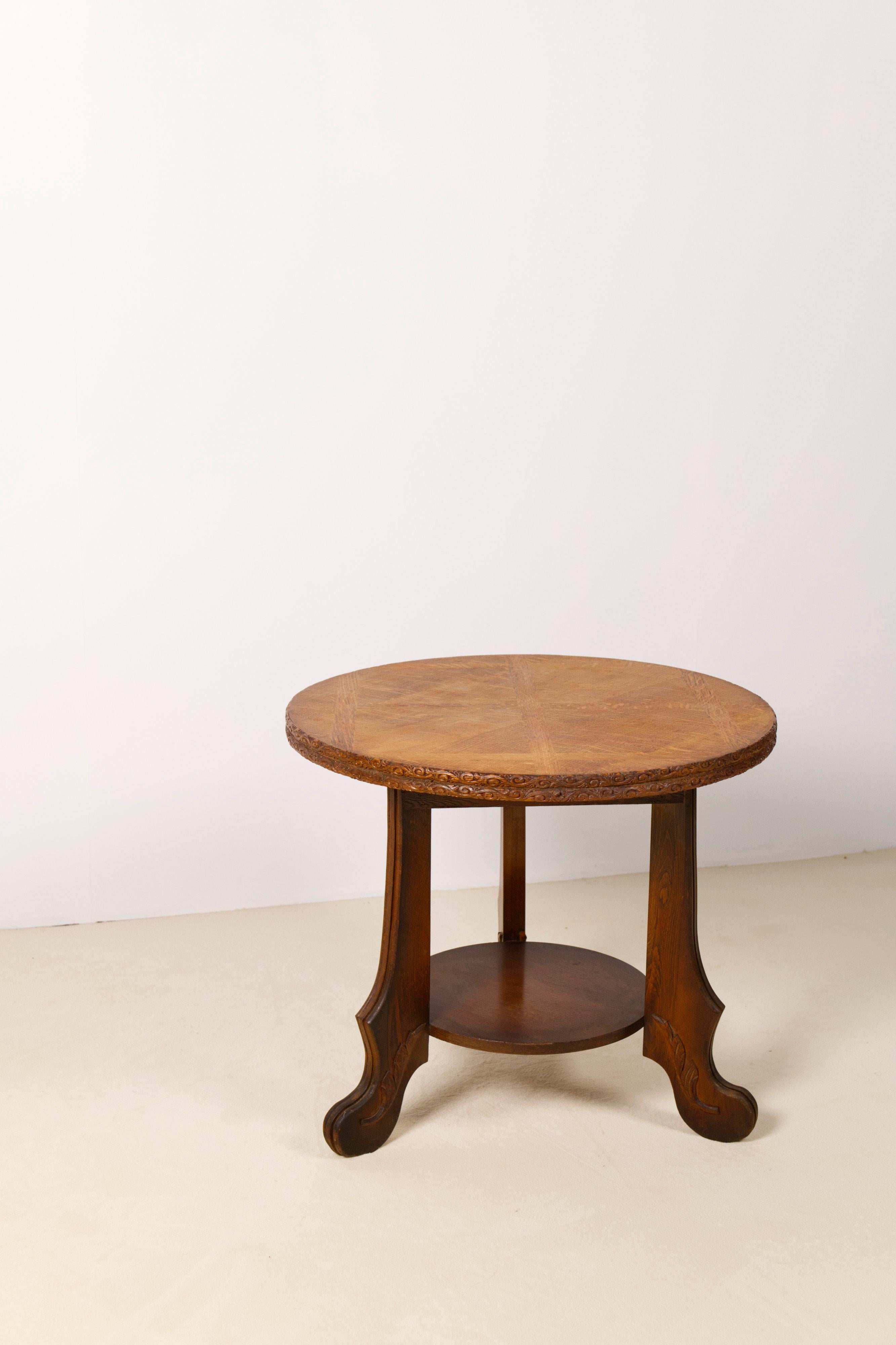 Art Deco Oak two-tiered side table, Belgium 1930's For Sale 10