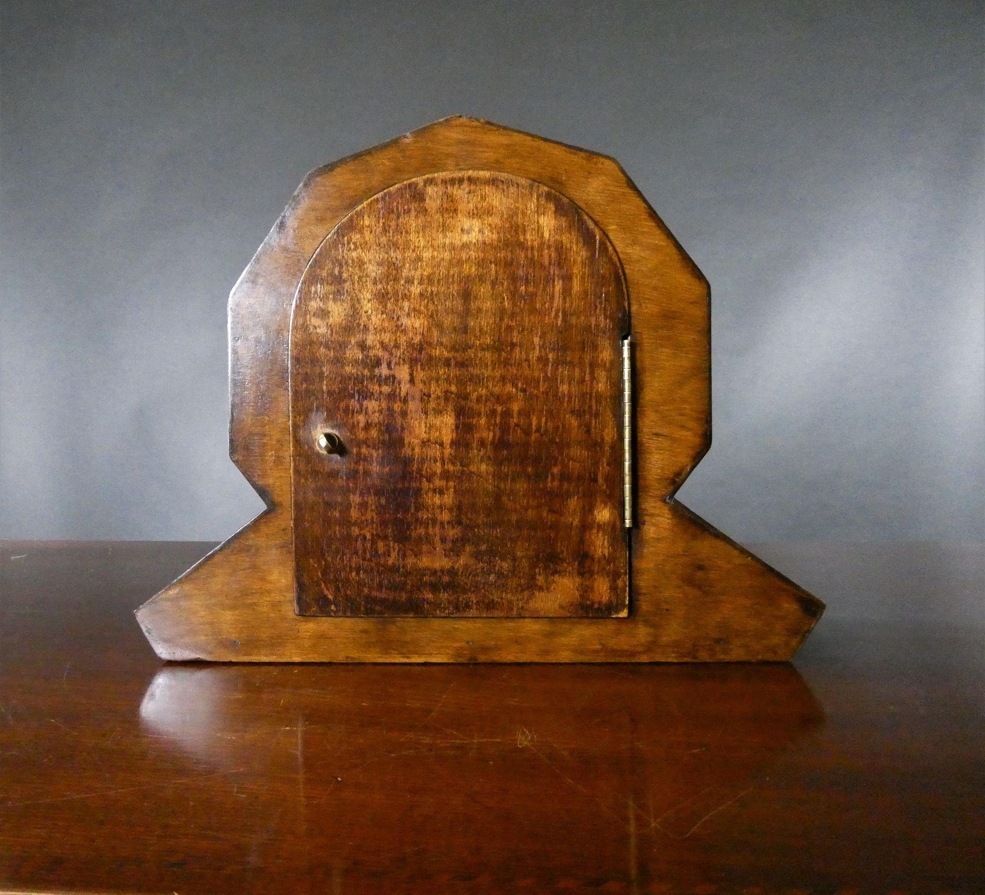 Art Deco Oak Westminster Chiming Mantel Clock In Good Condition For Sale In Norwich, GB