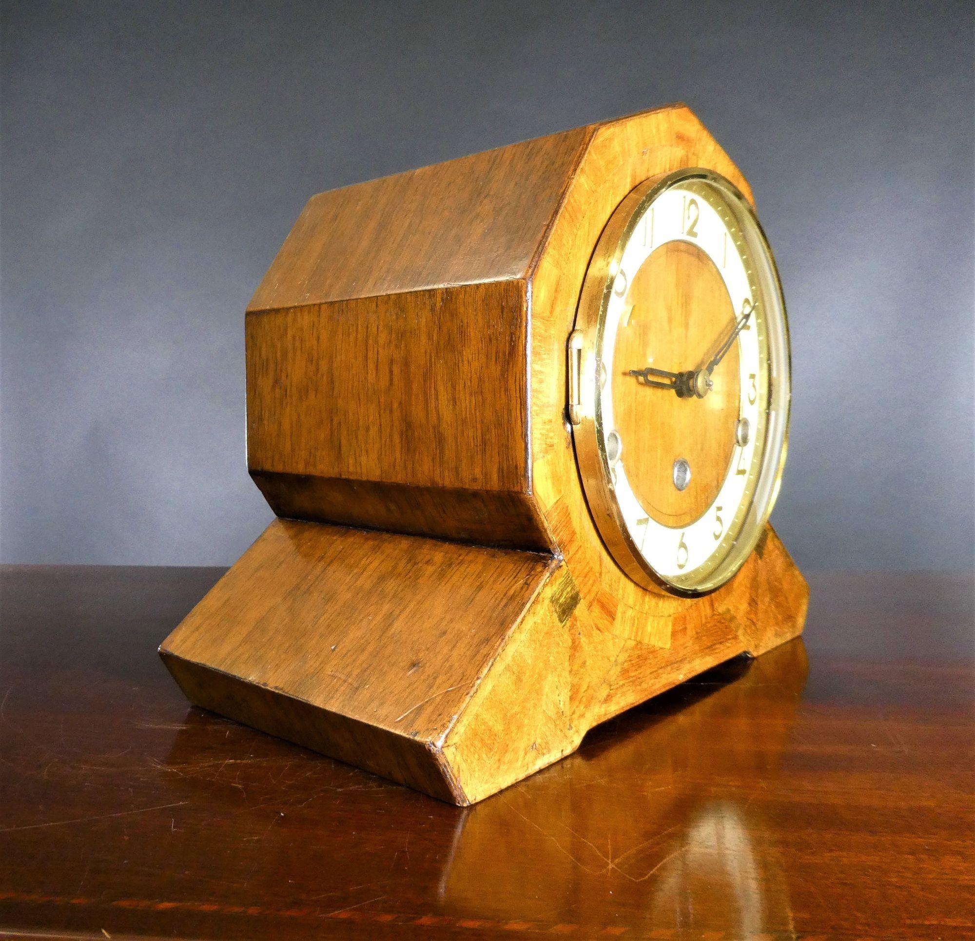 Early 20th Century Art Deco Oak Westminster Chiming Mantel Clock For Sale