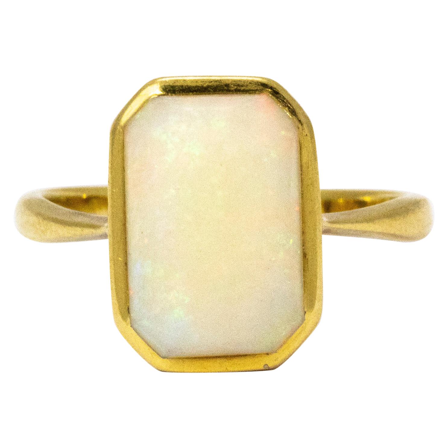 Art Deco Oblong Opal 18 Karat Yellow Gold Ring
