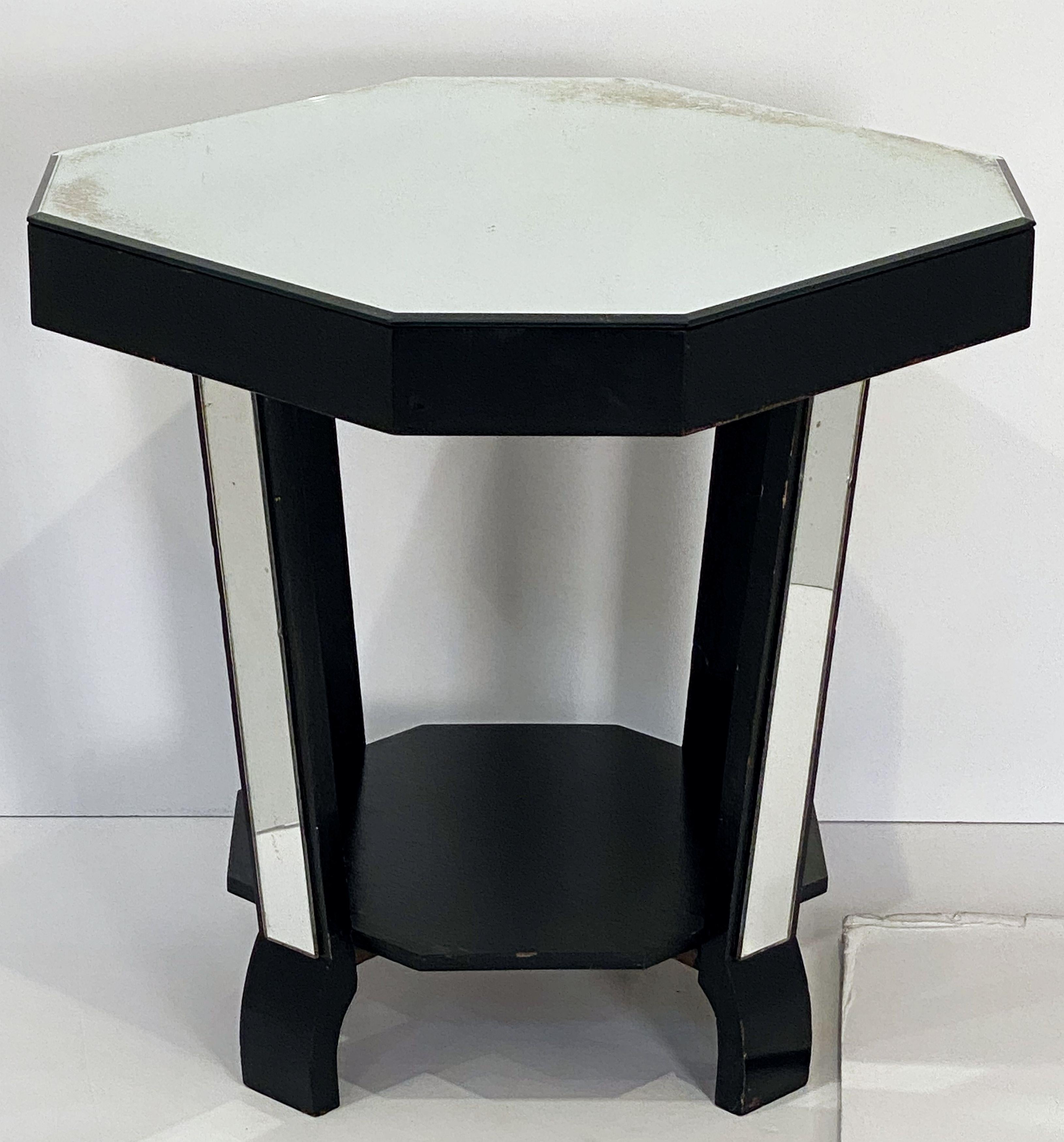 Table d'appoint ou d'appoint Art déco avec plateau en miroir d'Angleterre en vente 6